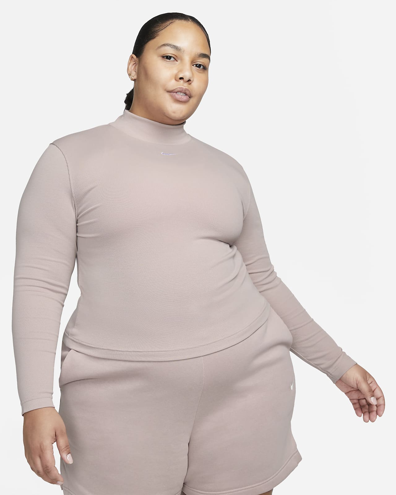 Nike Sportswear Essential Women's Ribbed Mock-Neck Long-Sleeve Top (Plus Size)