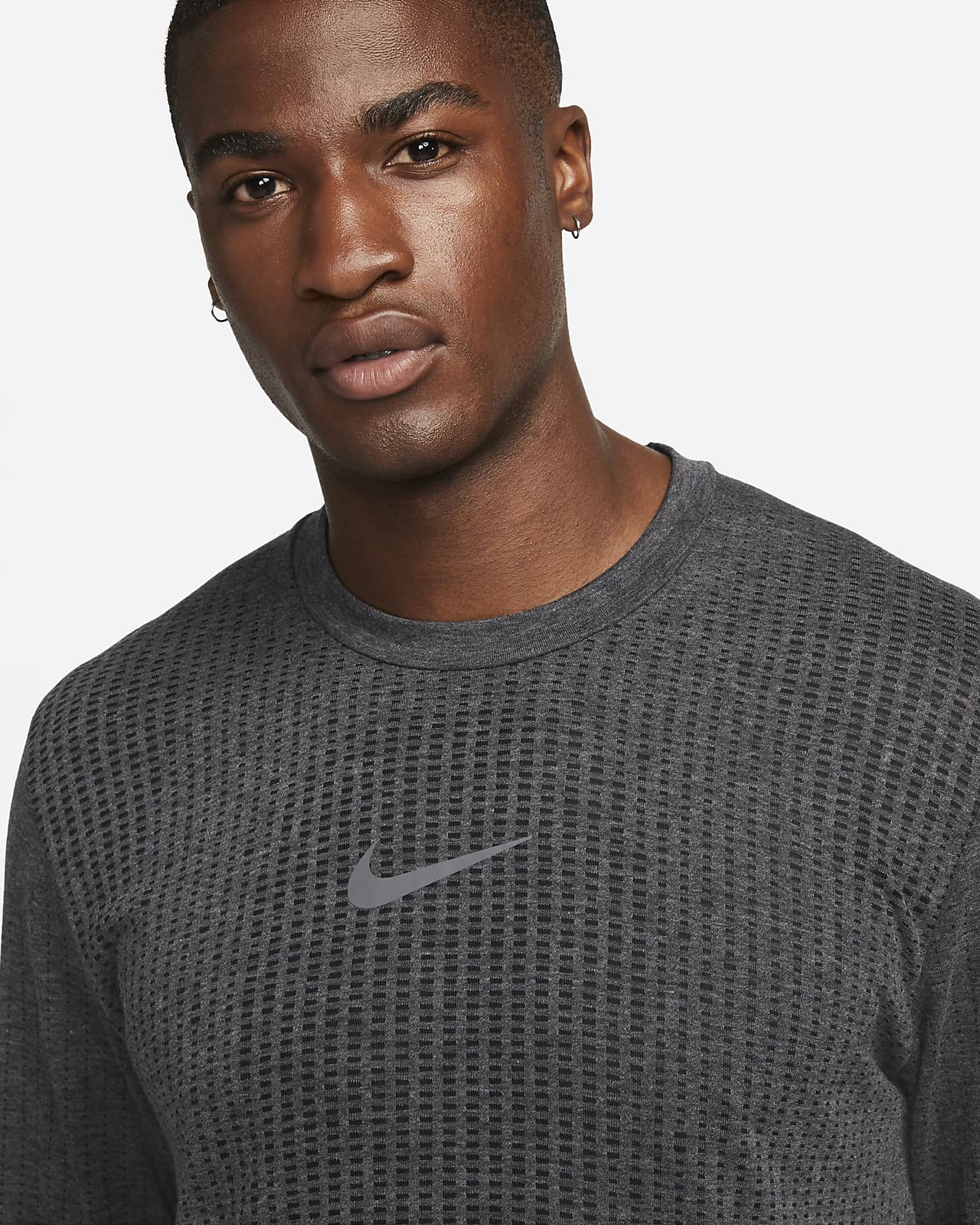 nike dri fit crewneck