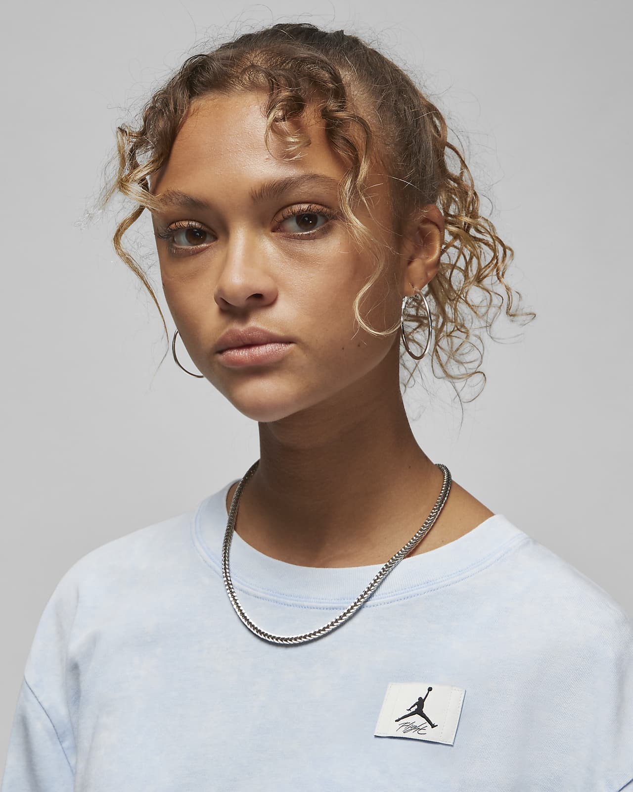 Jordan Women's Long-Sleeve Cropped T-Shirt. Nike CZ
