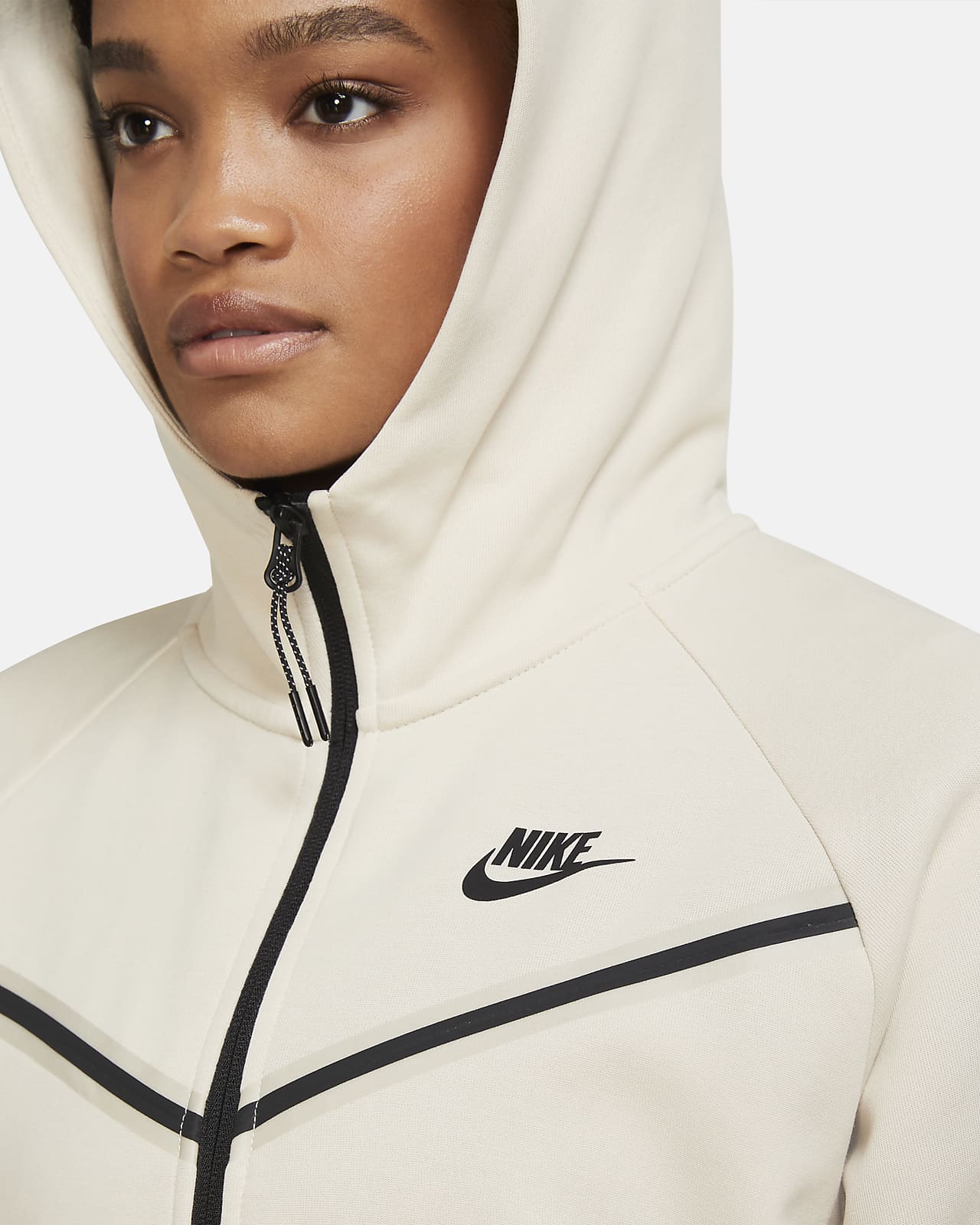 Nike Sportswear Tech Fleece Windrunner Damen-Hoodie mit durchgehendem  Reißverschluss. Nike DE