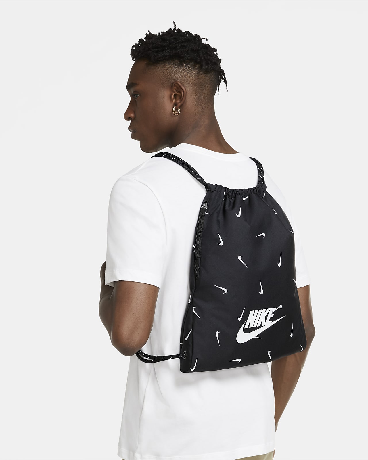 nike sportswear heritage gymsack