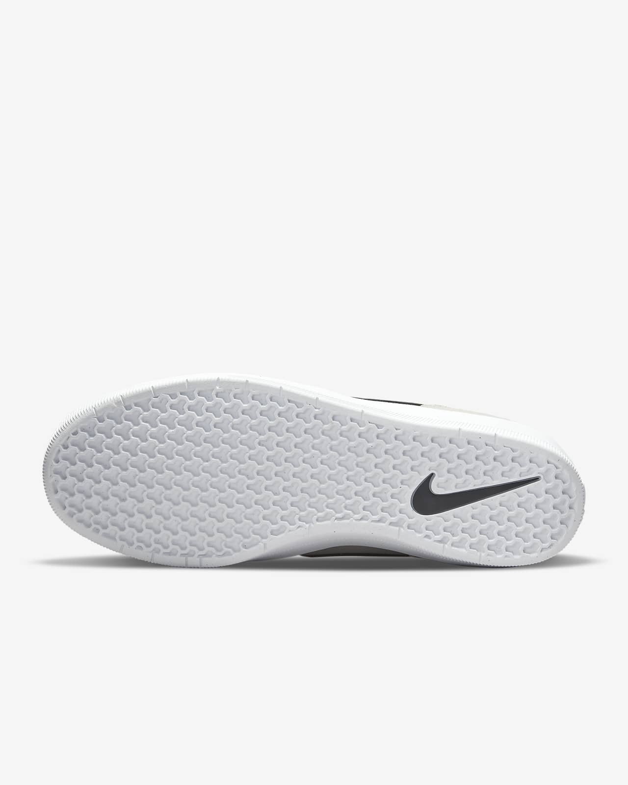 Nike SB Force 58 滑板鞋。Nike TW
