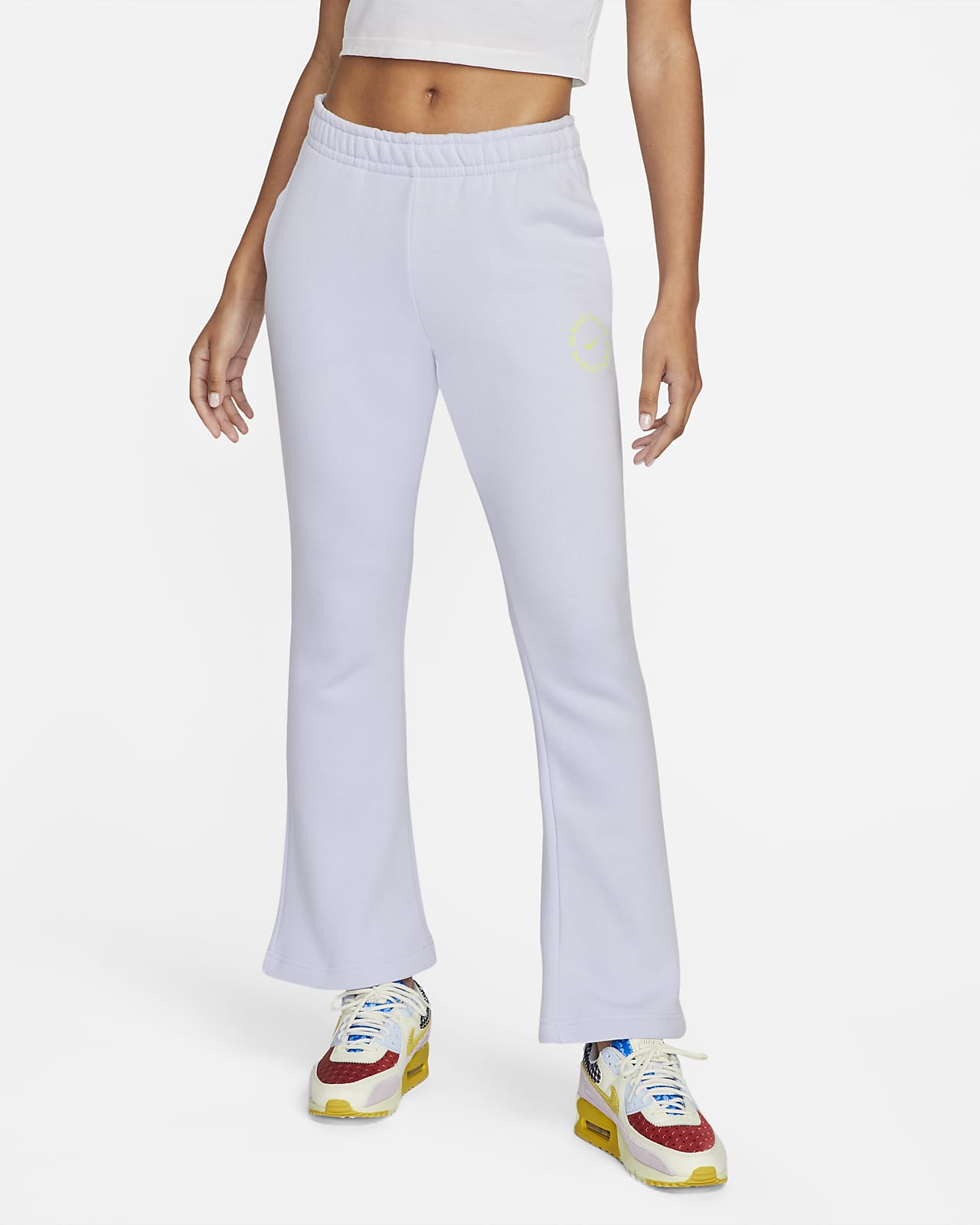 Nike Sportswear Essential Wijduitlopende fleecebroek voor dames. Nike NL