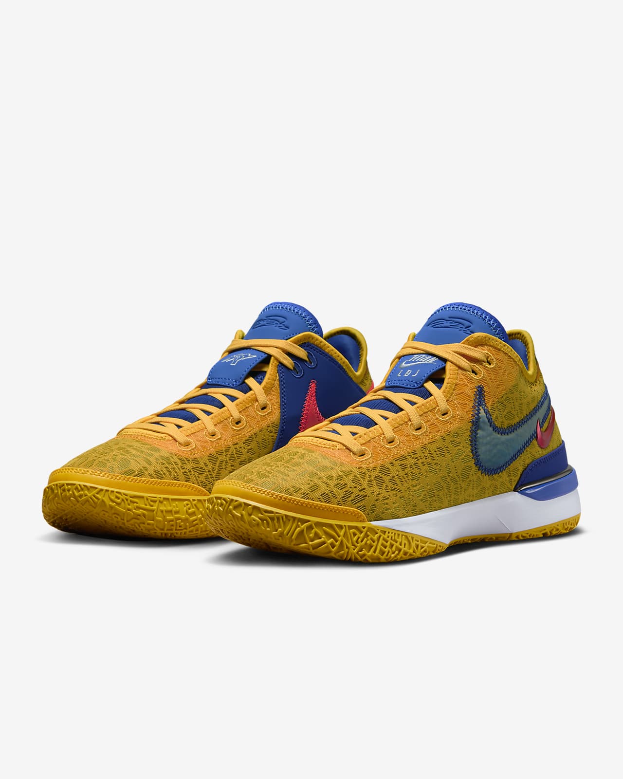 LeBron NXXT Gen Titan EP Basketball Shoes. Nike ID