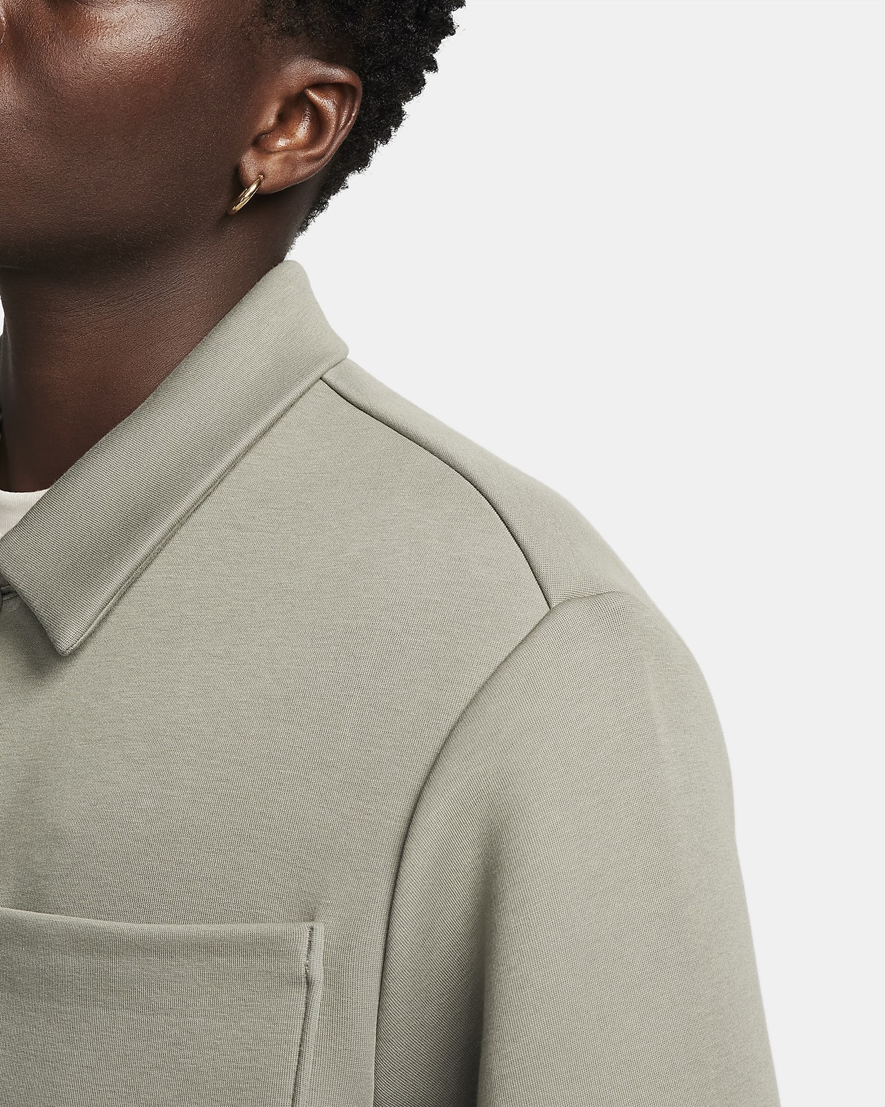 Nike Sportswear Tech Fleece Re-Imagined Men's Oversized Turtleneck  Sweatshirt. Nike UK