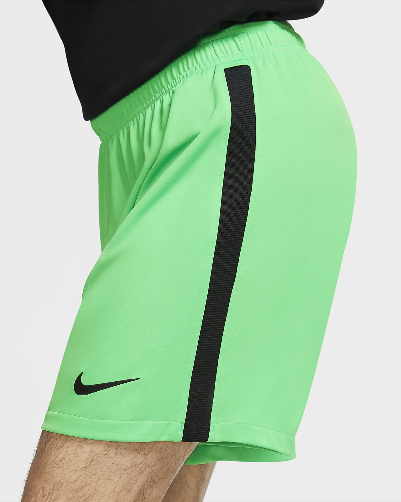 goalkeeper shorts nike