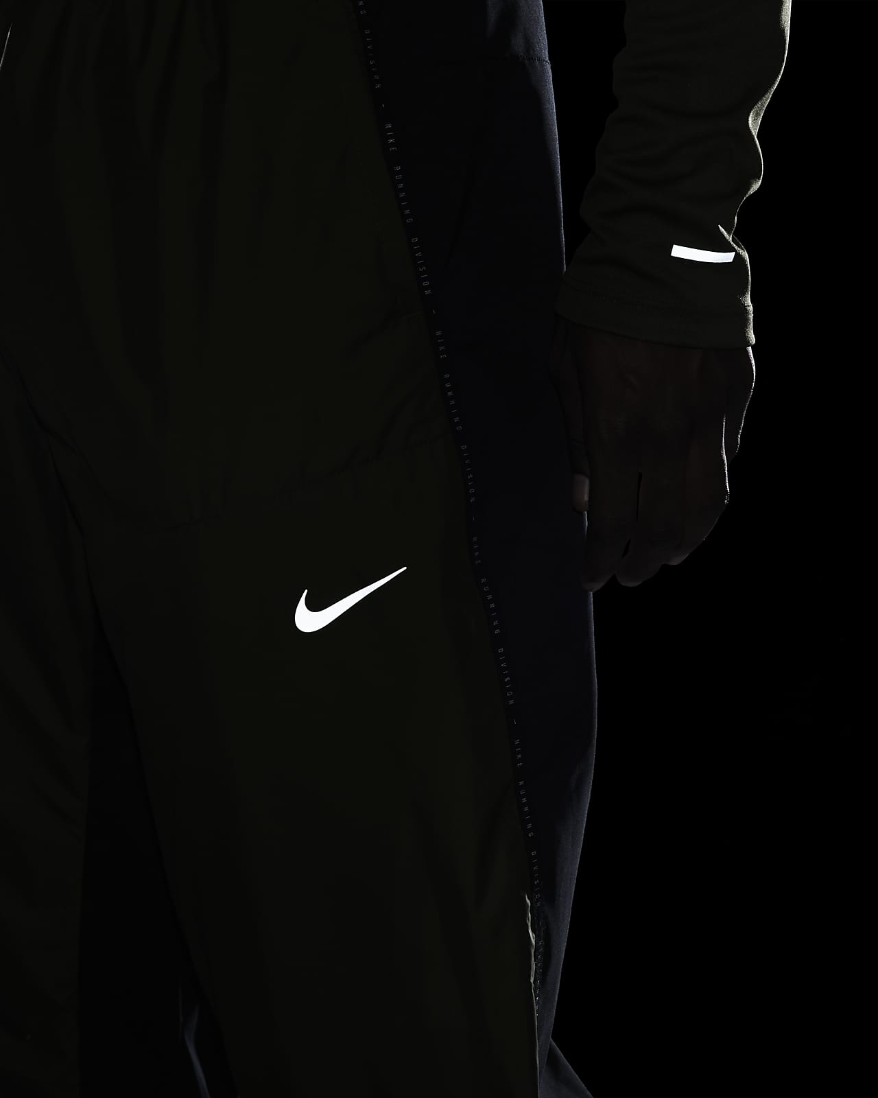Nike Storm-FIT Run Division Phenom Elite Flash Hardloopbroek voor heren.  Nike BE