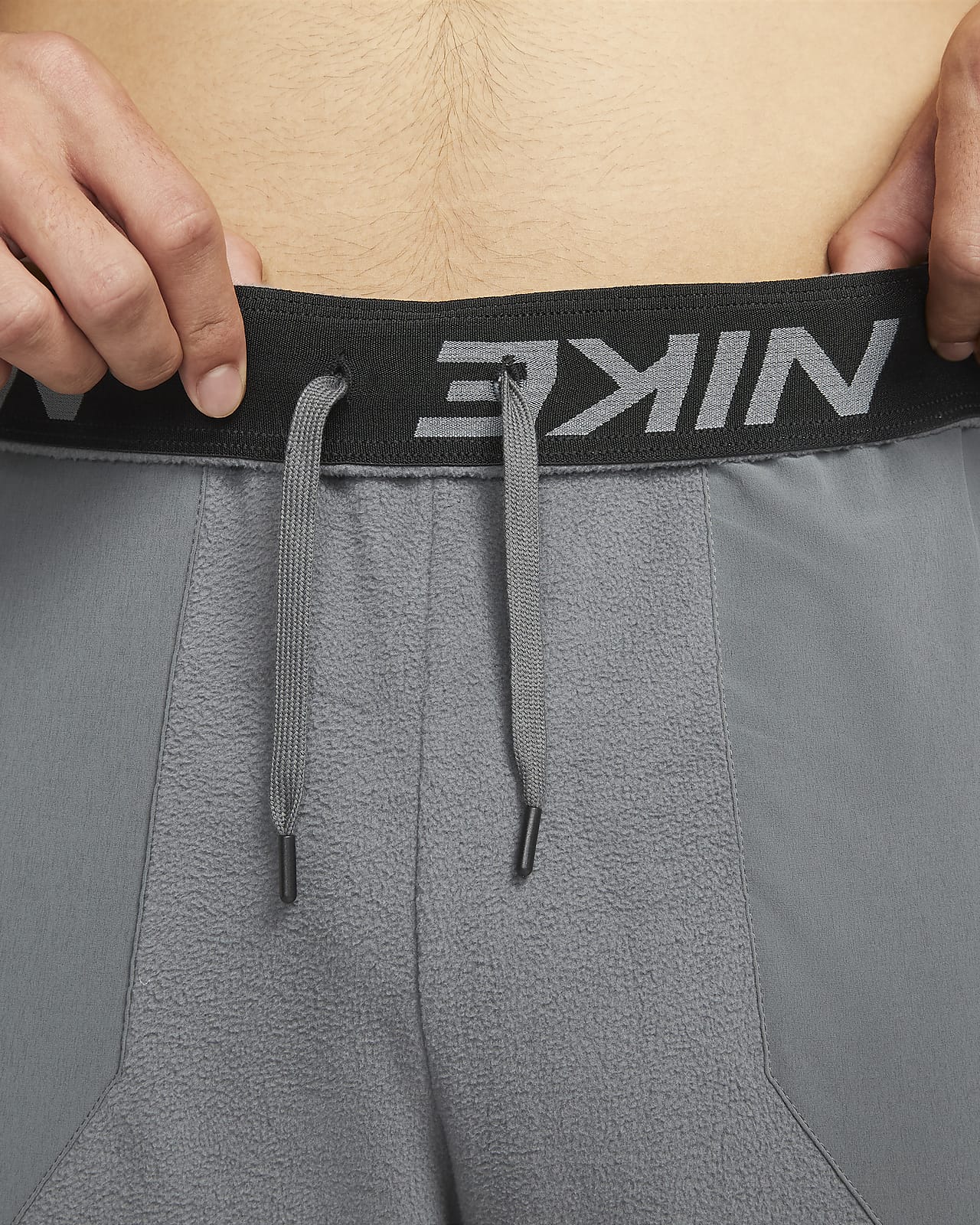 Pantalón Nike Therma Training Negro Hombre - Pantalones y Buzos | Paris.cl