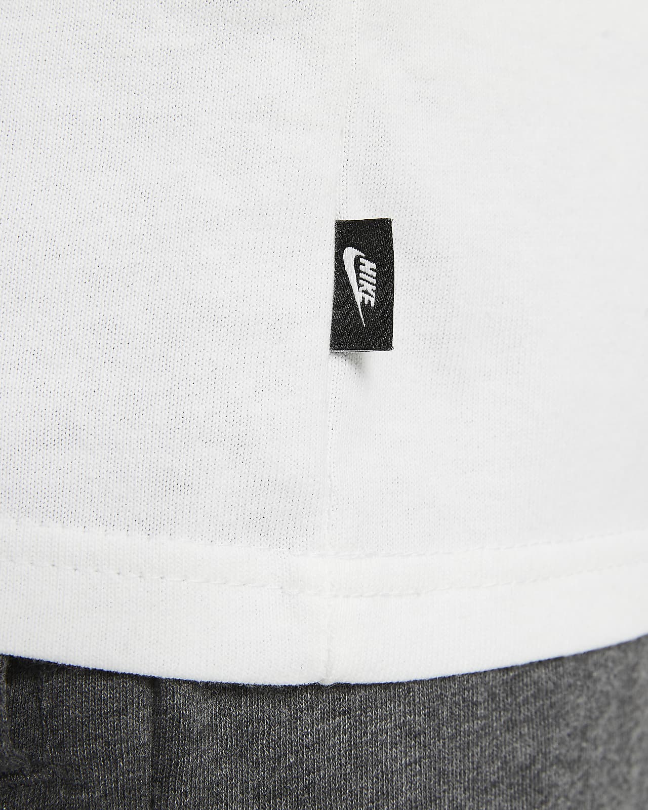 Nike Sportswear Premium Essential Men's T-Shirt. Nike SI