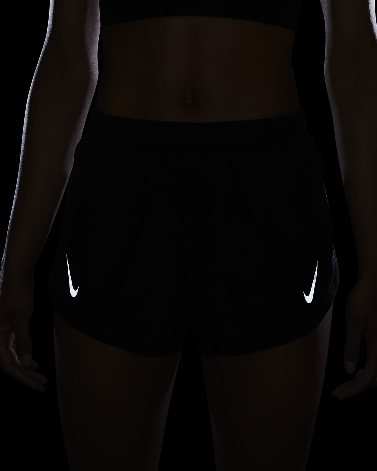 Nike Dri-FIT Pantalón corto running con malla interior - Mujer. Nike ES