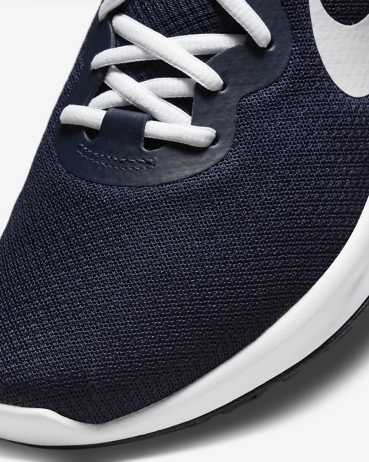 Road Running Shoes. Nike 