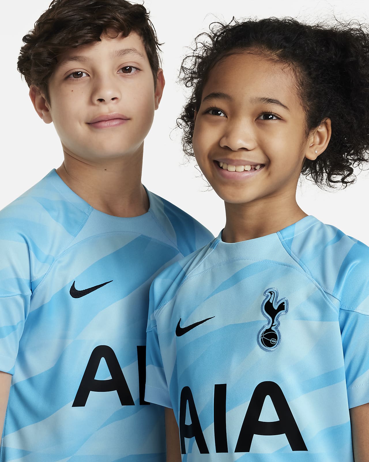 Tottenham Hotspur Goalkeeper Kids Football Kit 23/24 - SoccerLord