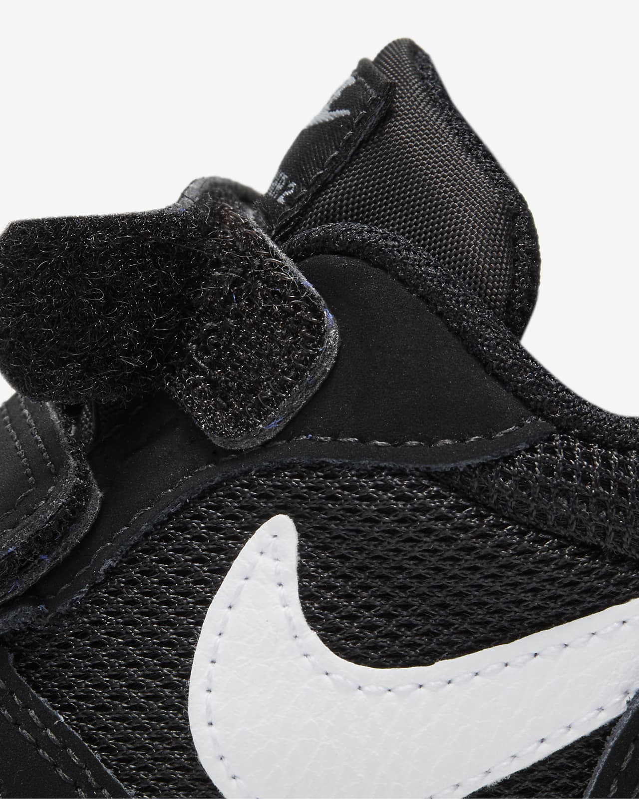 nike md runner 2 wolf grey white black