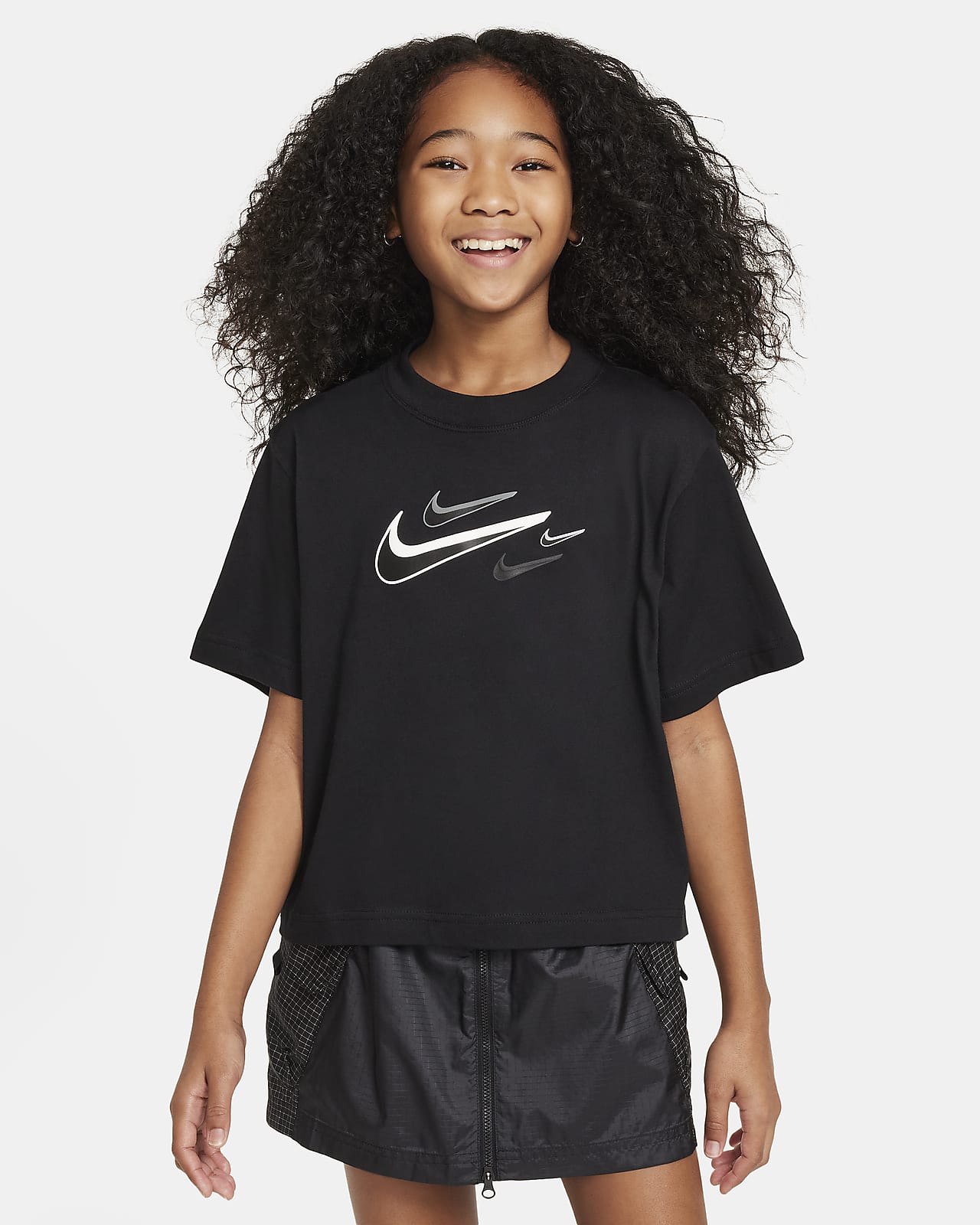 Nike Sportswear-T-shirt med firkantet pasform til større børn (piger)