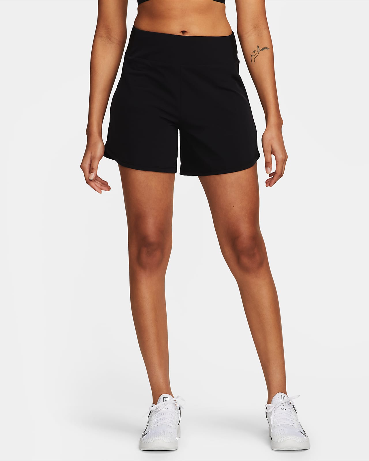 Short Dri-FIT taille mi-haute 13 cm avec sous-short intégré Nike Bliss pour femme
