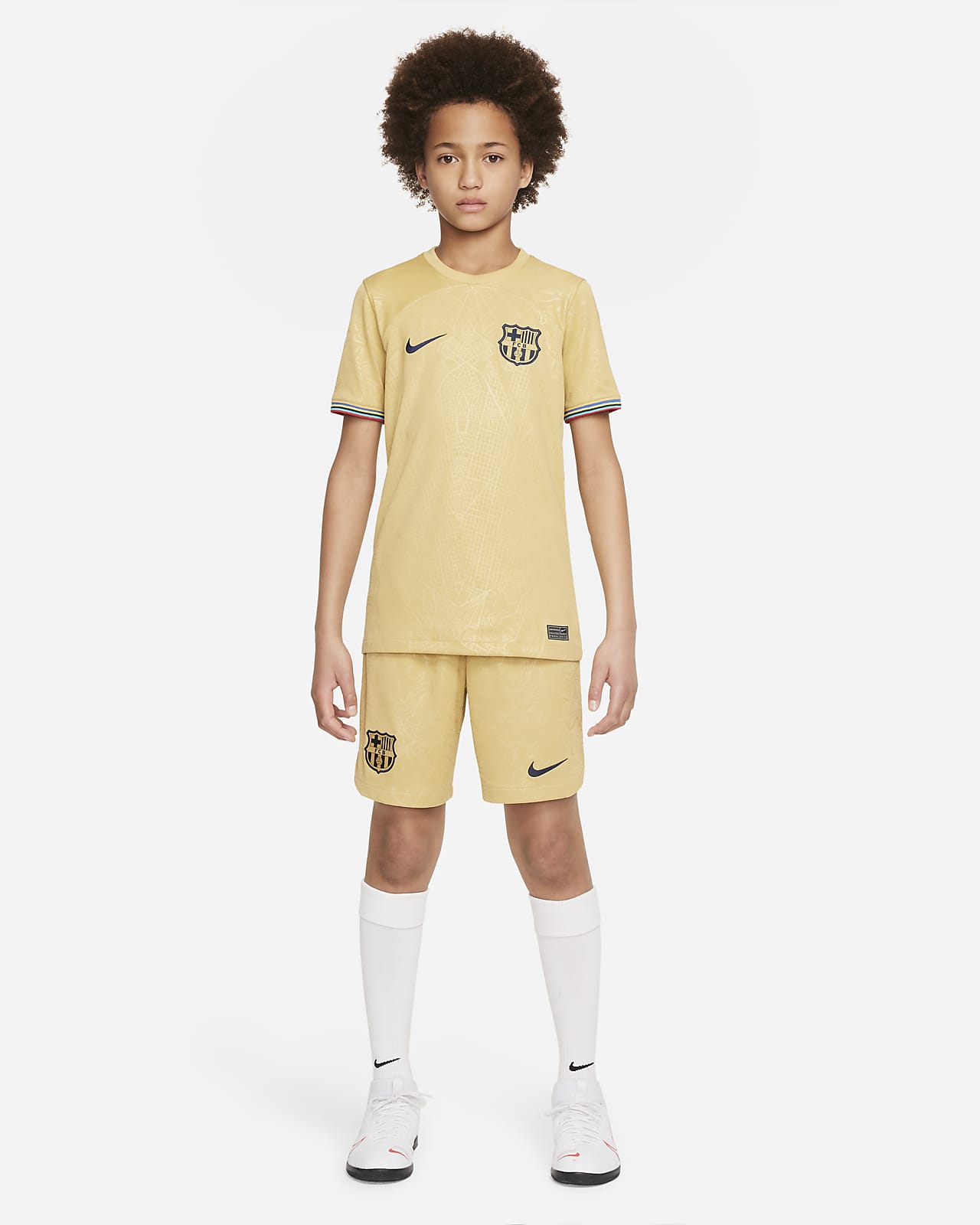 barcelona football kits for juniors