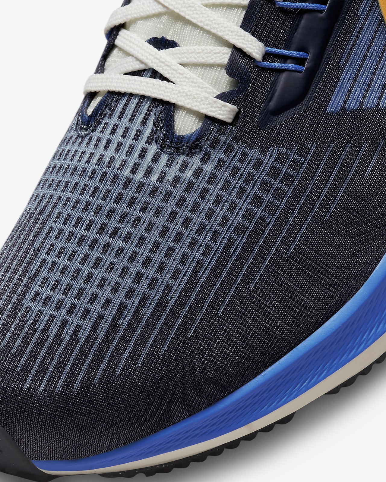Nike Pegasus 39 Premium Men's Road Running Shoes. Nike SE