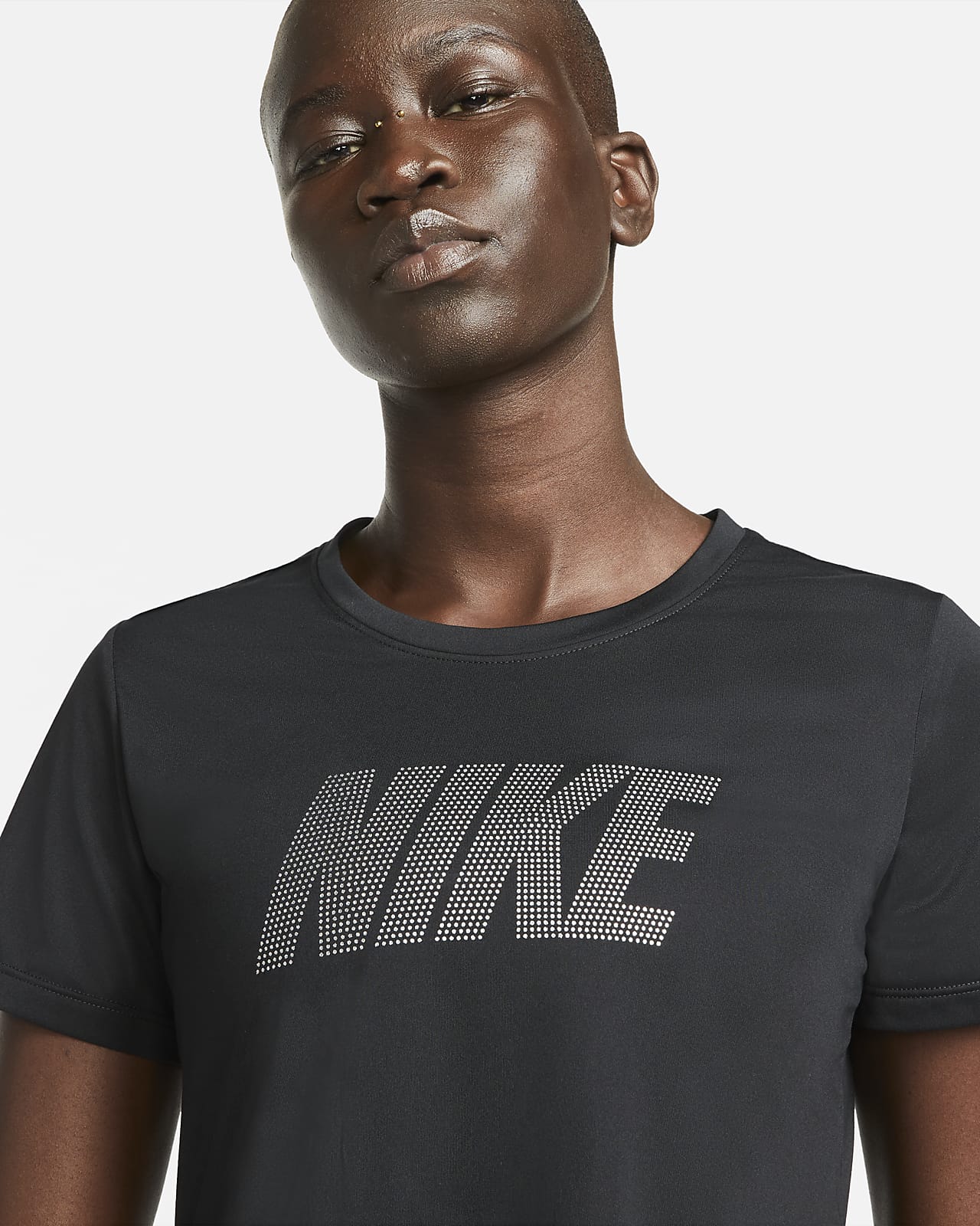 cropped nike