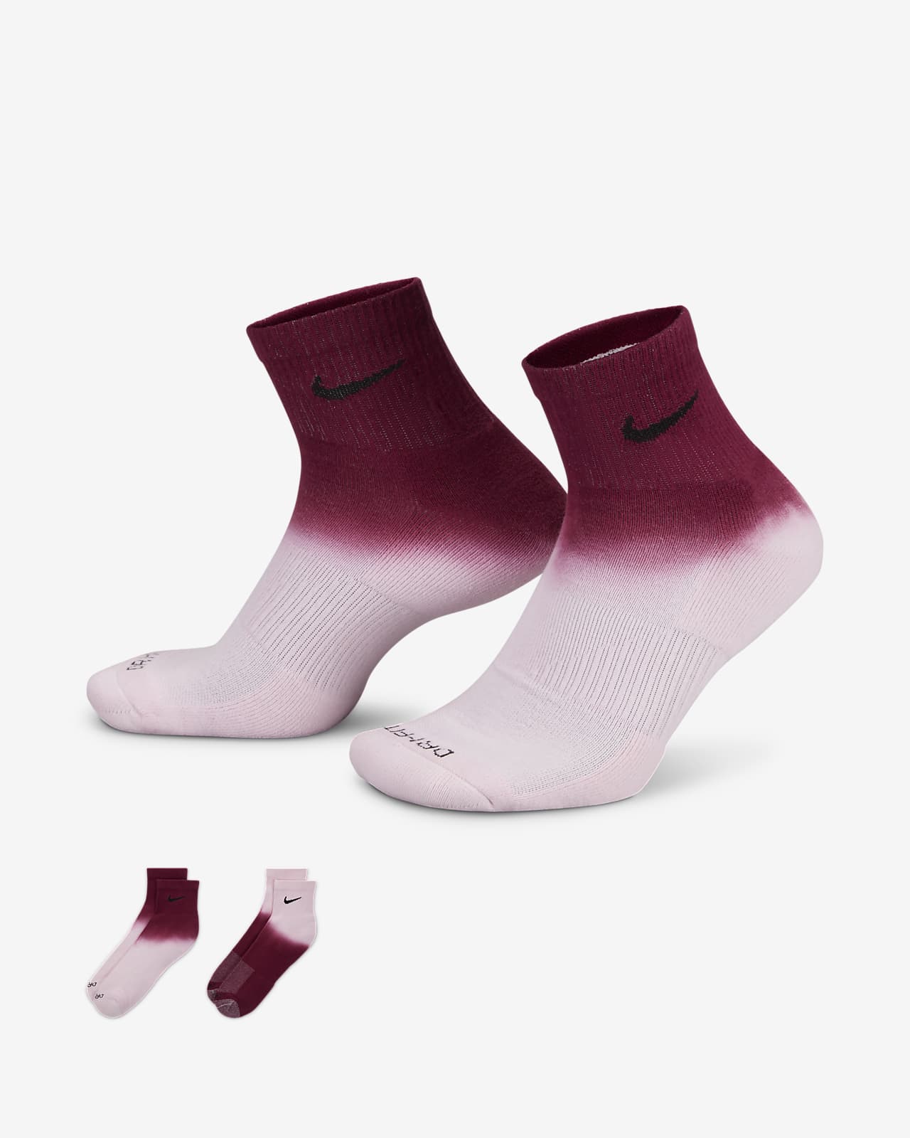 Nike Everyday Plus Cushioned Ankle Socks.