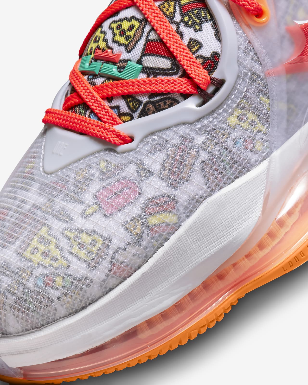 Calzado de básquetbol LeBron 19. Nike MX