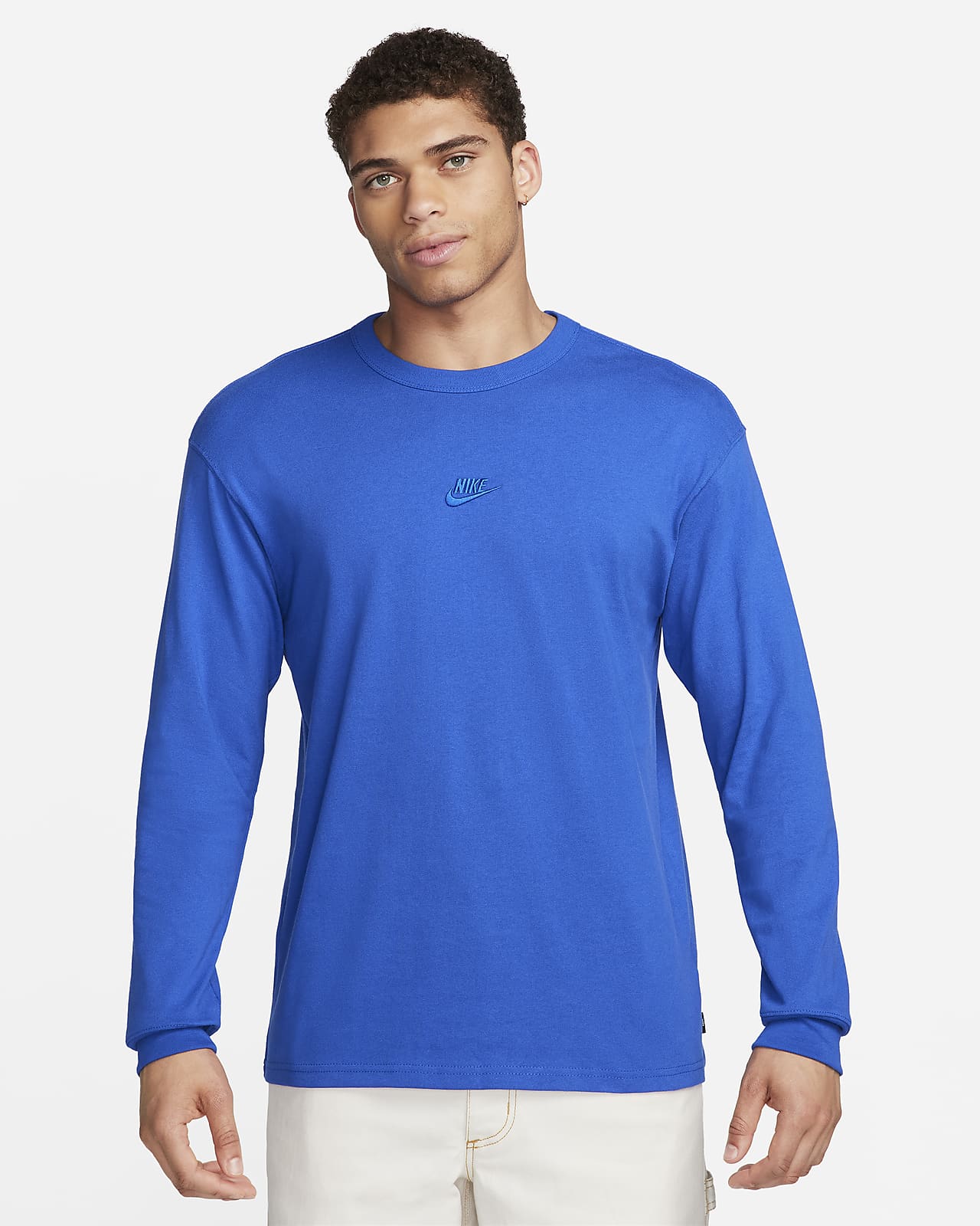 Moderator betalen Nieuw maanjaar Nike Sportswear Premium Essentials Men's Long-Sleeve T-Shirt. Nike.com