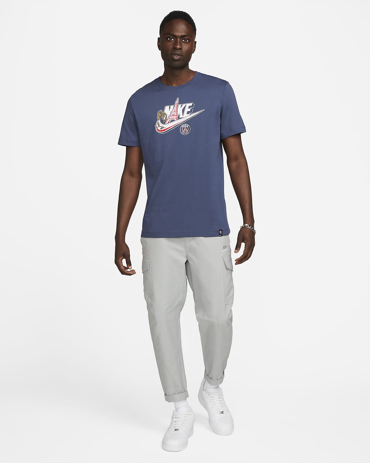 Paris Saint-Germain Men's Nike T-Shirt. Nike LU