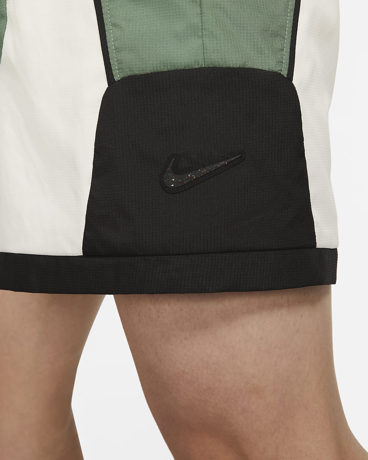 Nike Throwback Loose Fit Retro Basketball Shorts Men Size Medium Blue/Green
