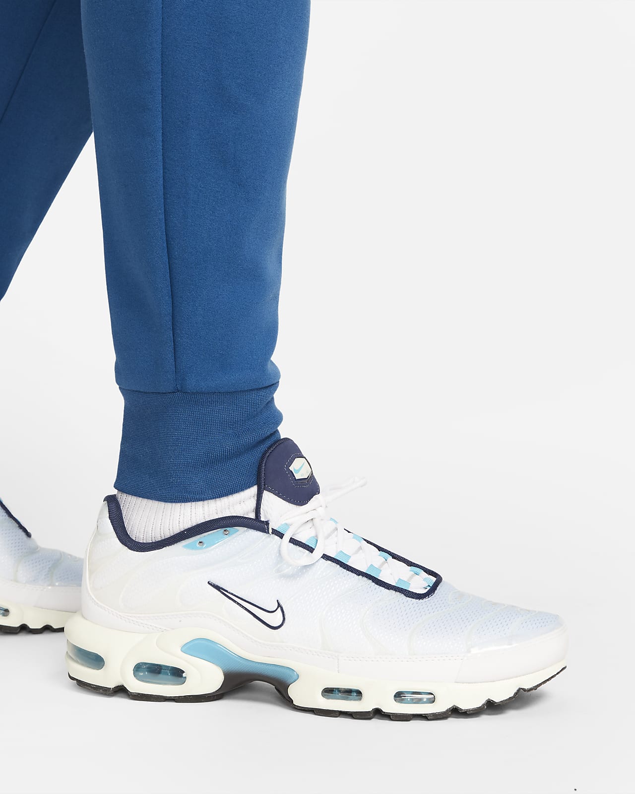 jogging nike tech homme