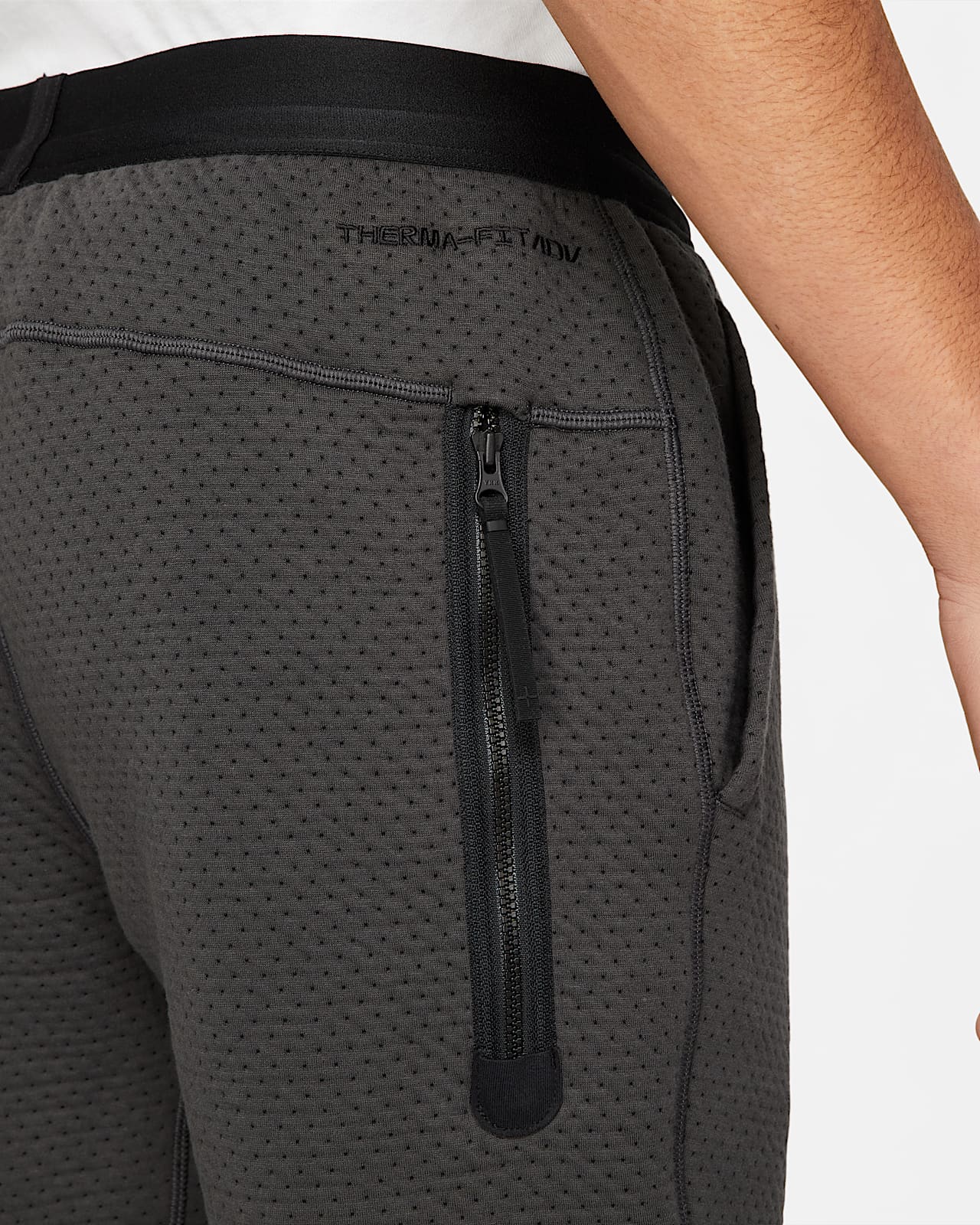 nike therma technology