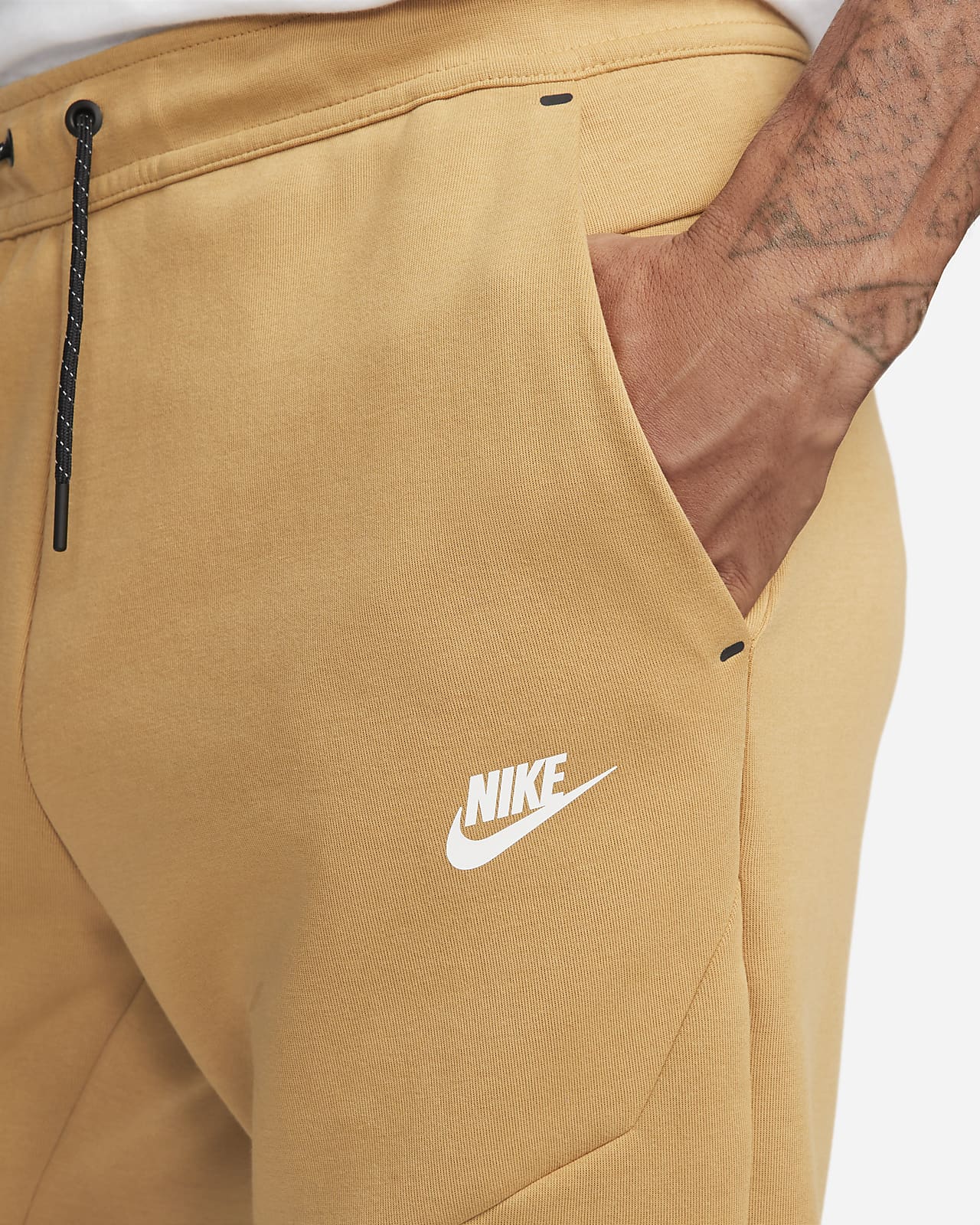 Nike Sportswear Tech Fleece Joggingbroek voor heren. Nike BE