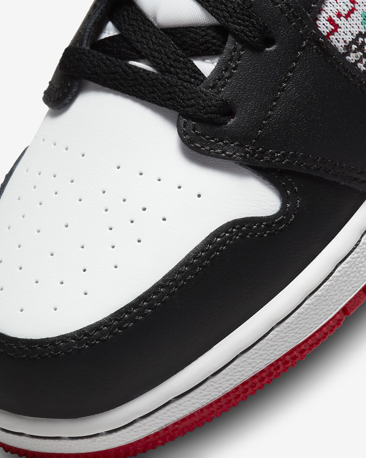 NIKE公式】エア ジョーダン 1 MID SE ジュニアシューズ.オンラインストア (通販サイト)