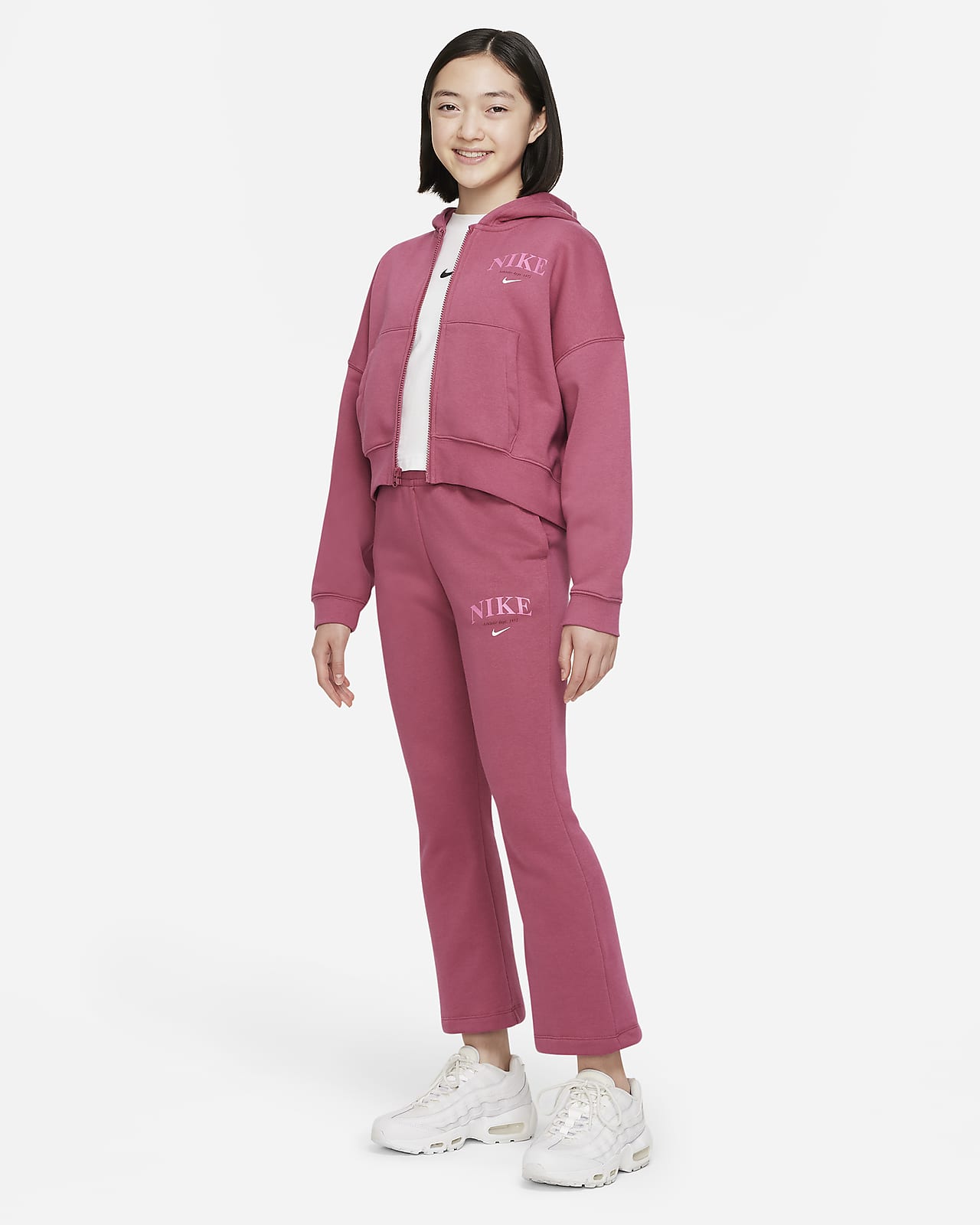 Nike Sportswear Trend Older Kids' (Girls') Full-Zip Fleece Hoodie. Nike SE