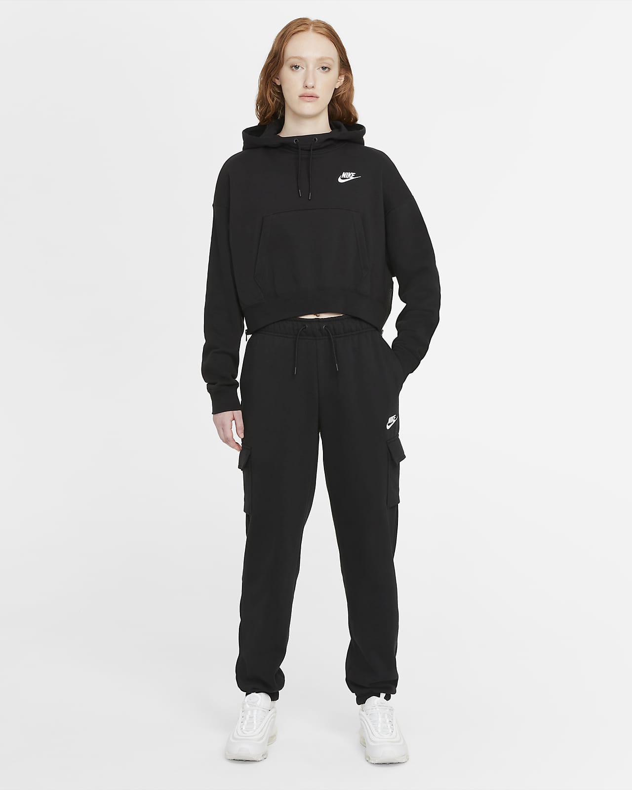 Pantaloni cargo a vita media Nike Sportswear Essentials – Donna. Nike IT