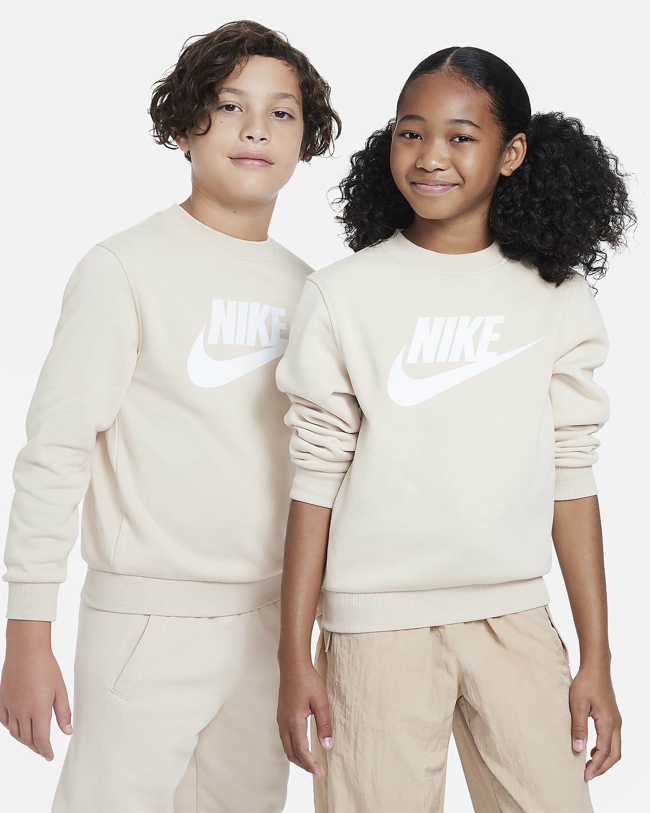 Nike Sportswear Club Fleece Big Kids' (Girls') Crew-Neck