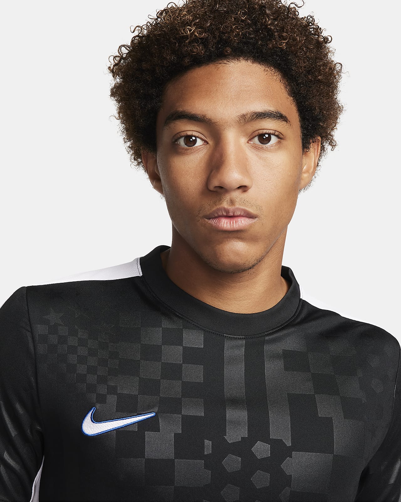 Men\'s Short-Sleeve Academy Soccer Nike Top. Dri-FIT