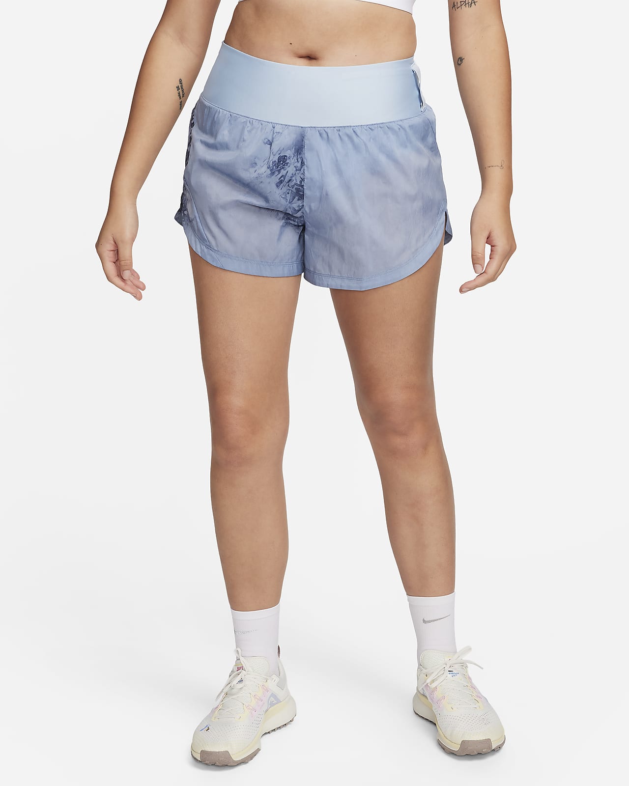 Nike Trail Repel hardloopshorts met halfhoge taille en binnenbroekje voor dames (8 cm)