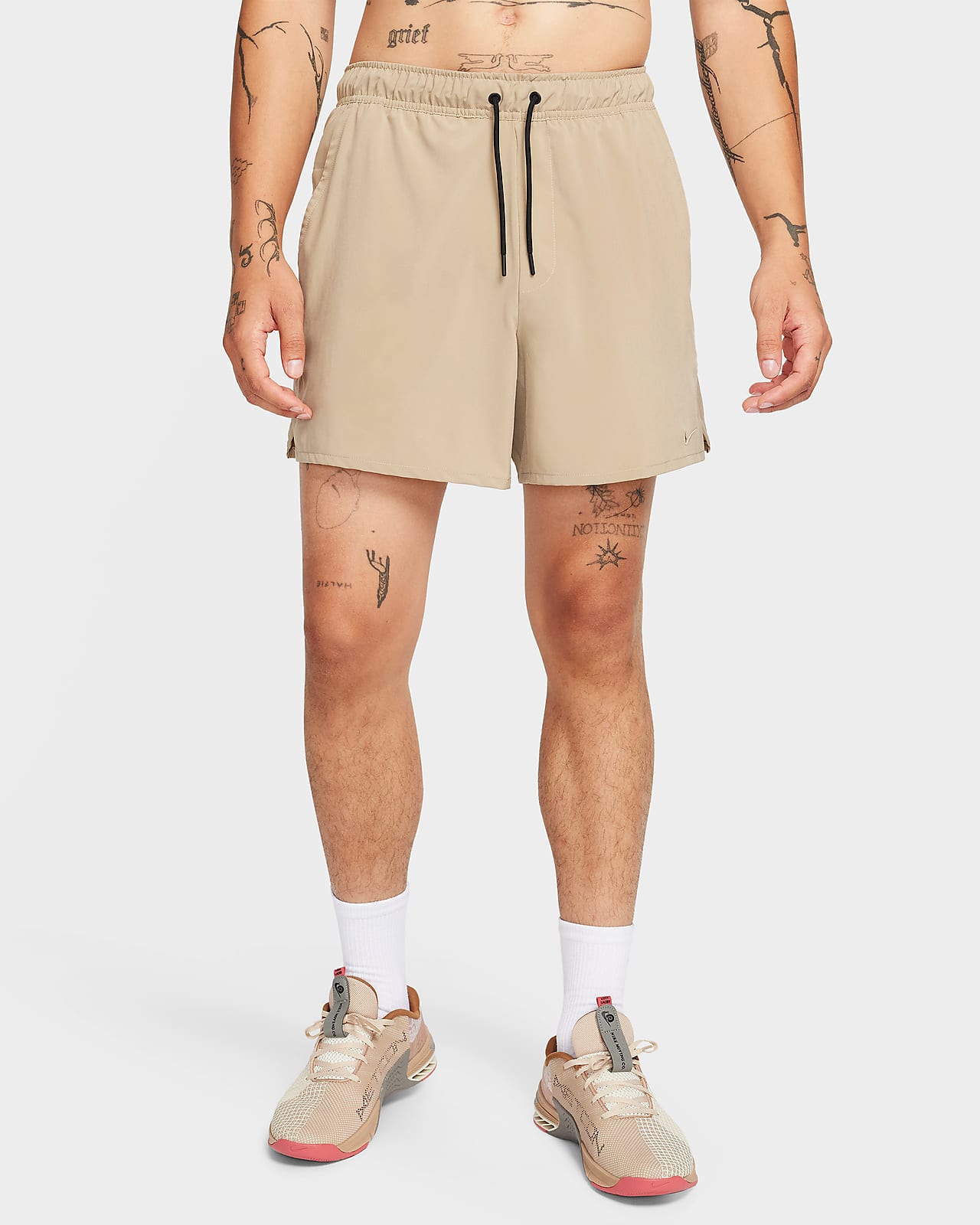 Shorts versátiles sin forro Dri-FIT de 13 cm para hombre Nike Unlimited