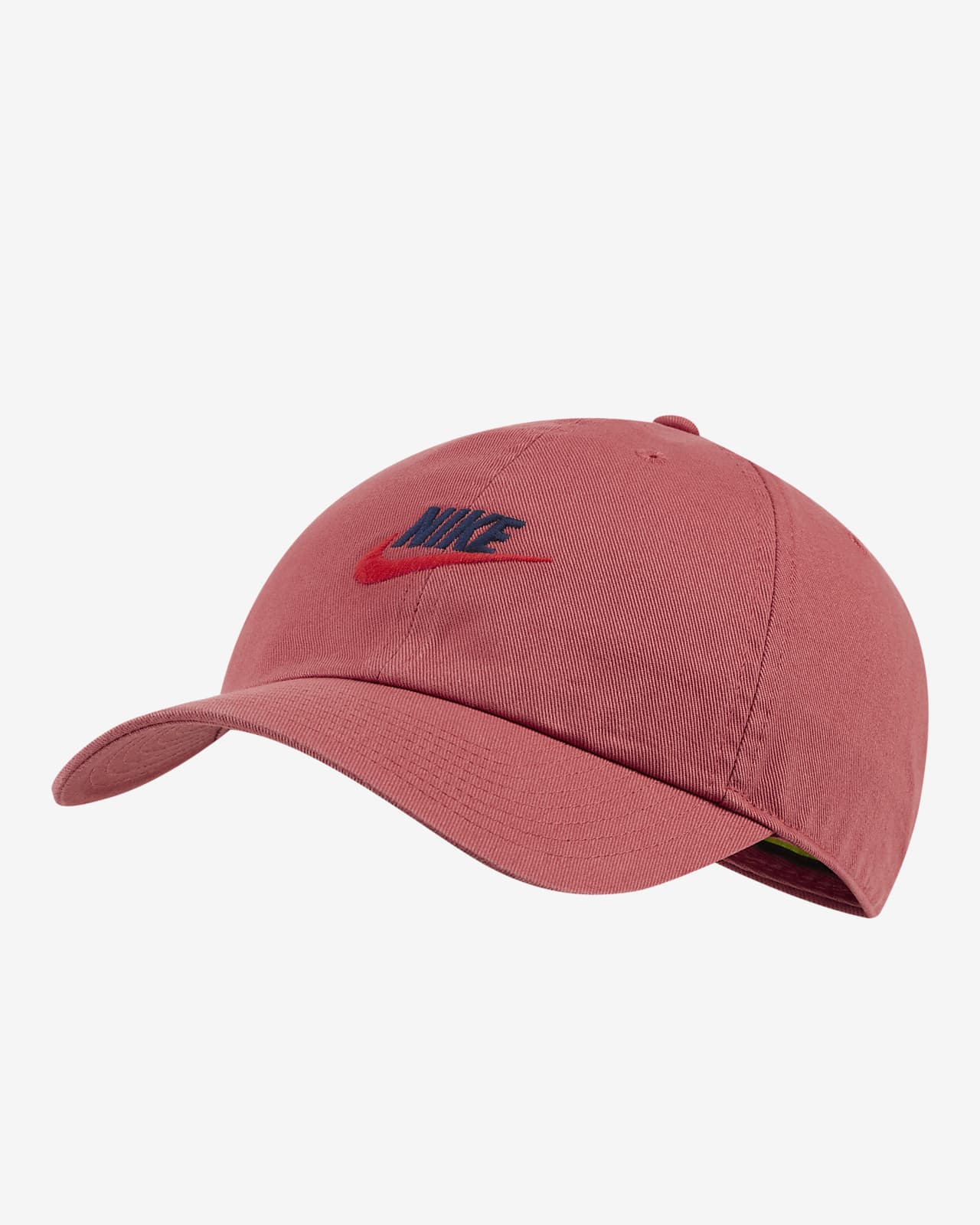 Nike Sportswear Heritage86 Futura Washed Hat. Nike SG