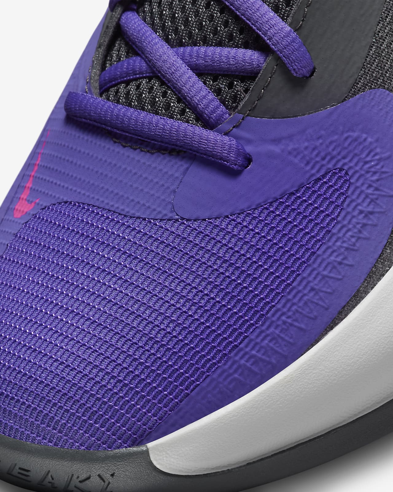 Zoom Freak 4 'Lightning' Basketball Shoes. Nike SE