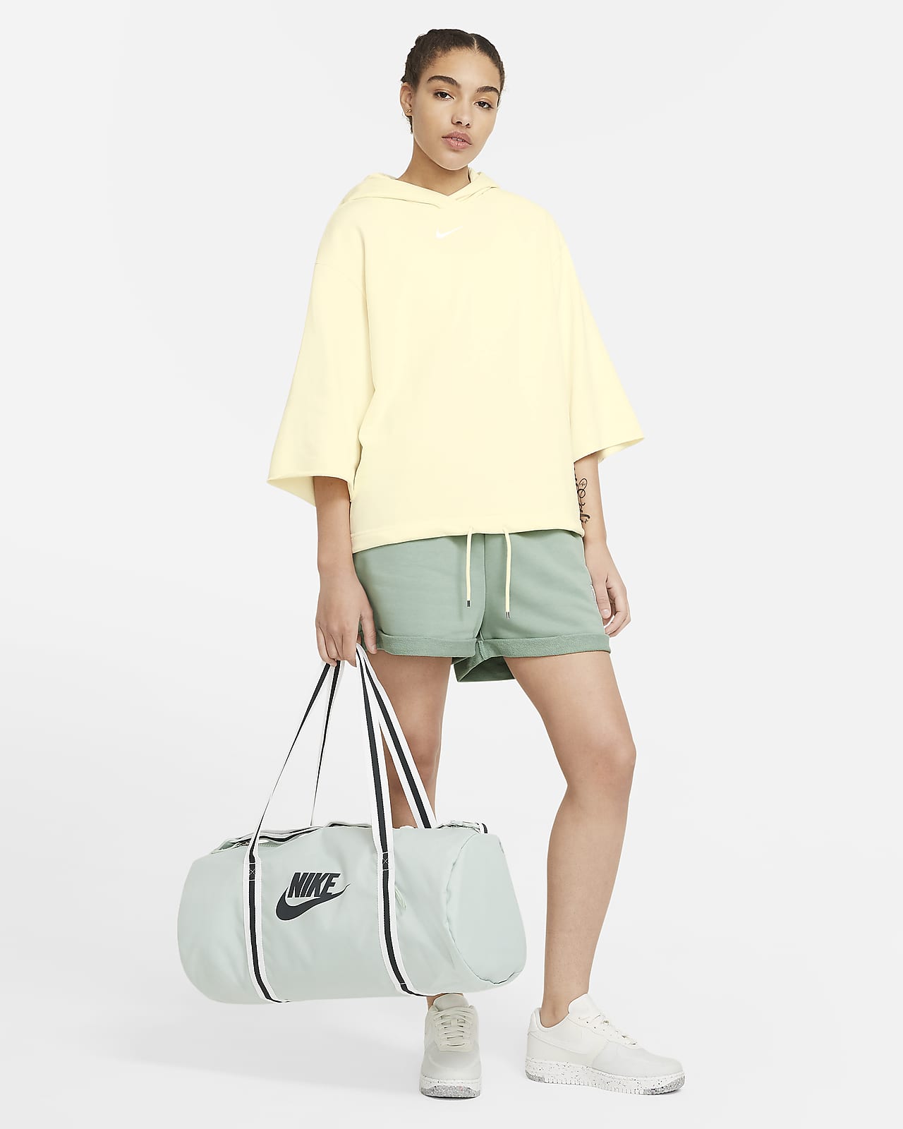 short sleeve hoodie women's nike