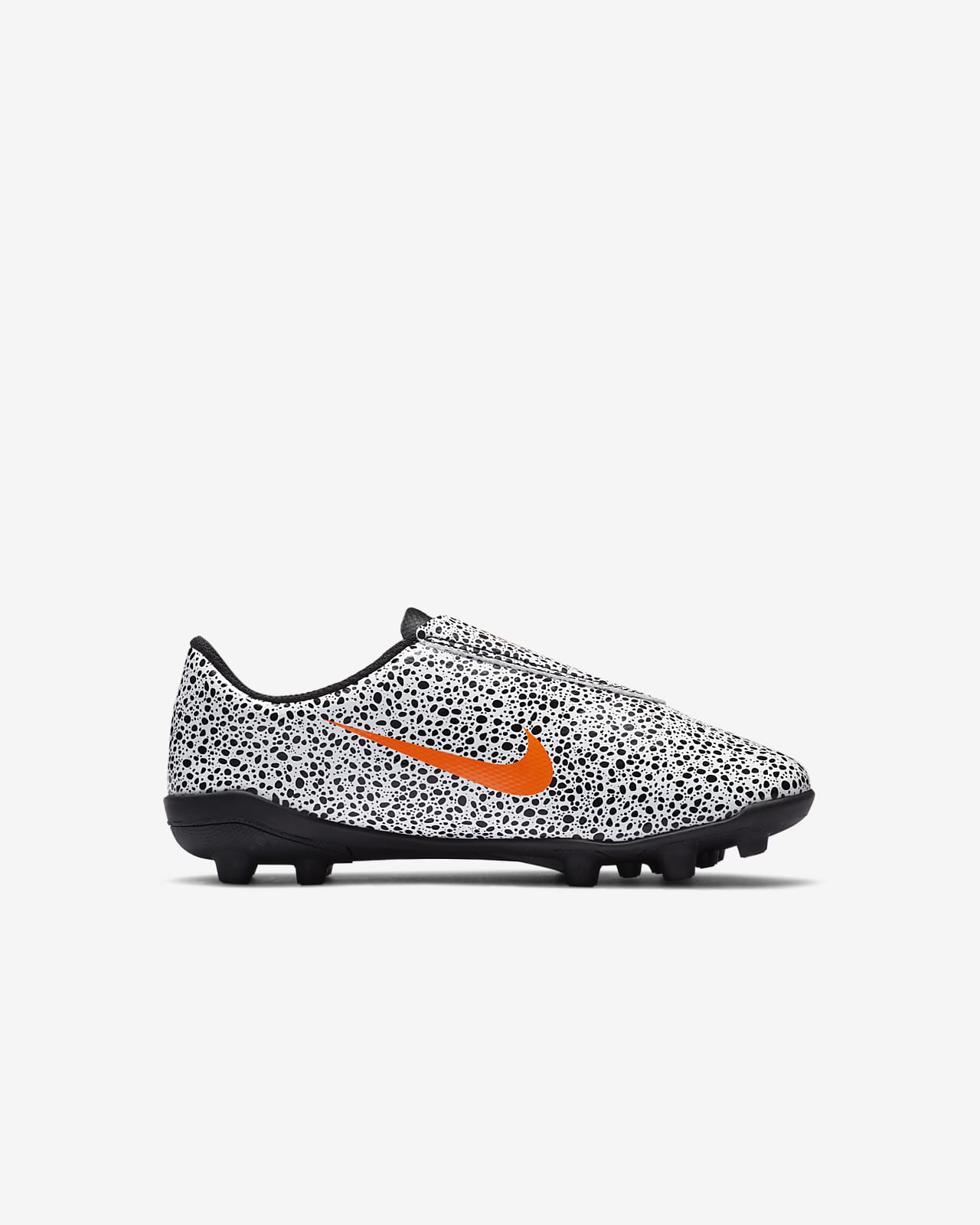 chaussures a peit crampons nike chaussures a peit crampons nike