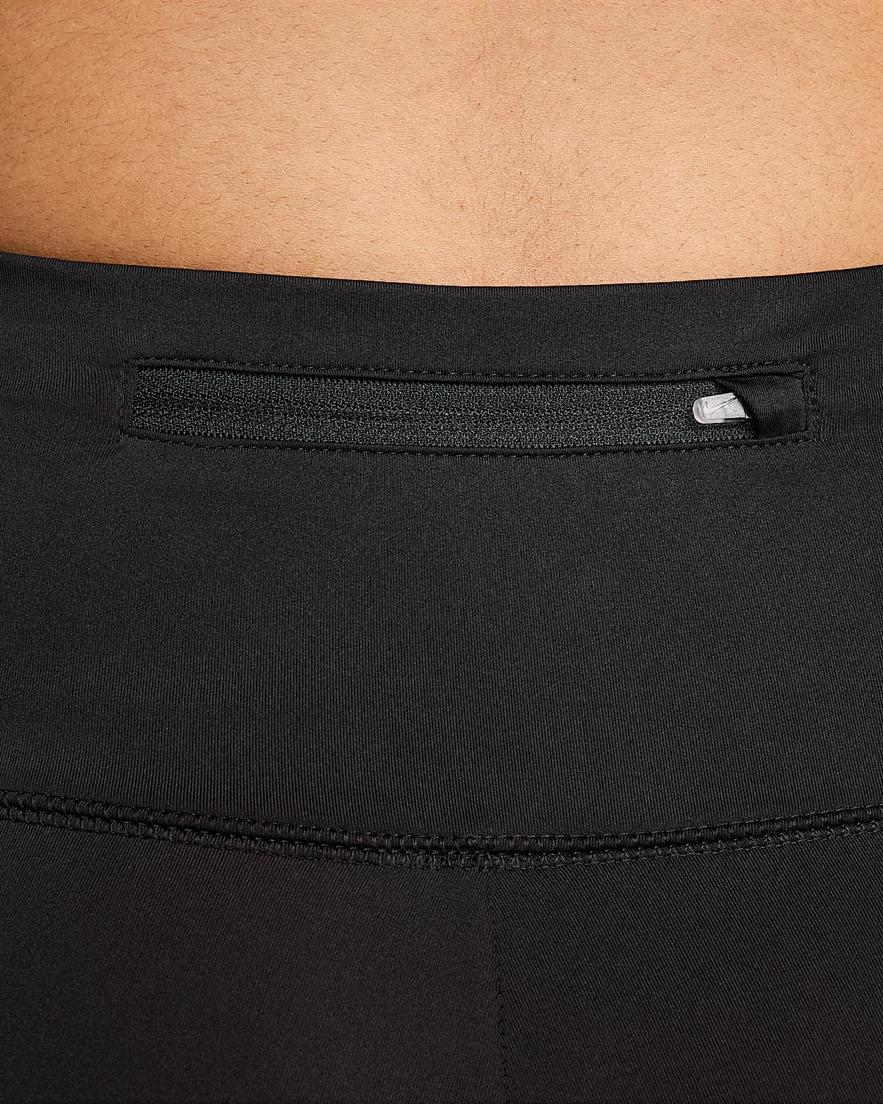 Shorts de natación de 15 cm para mujer Nike Essential.