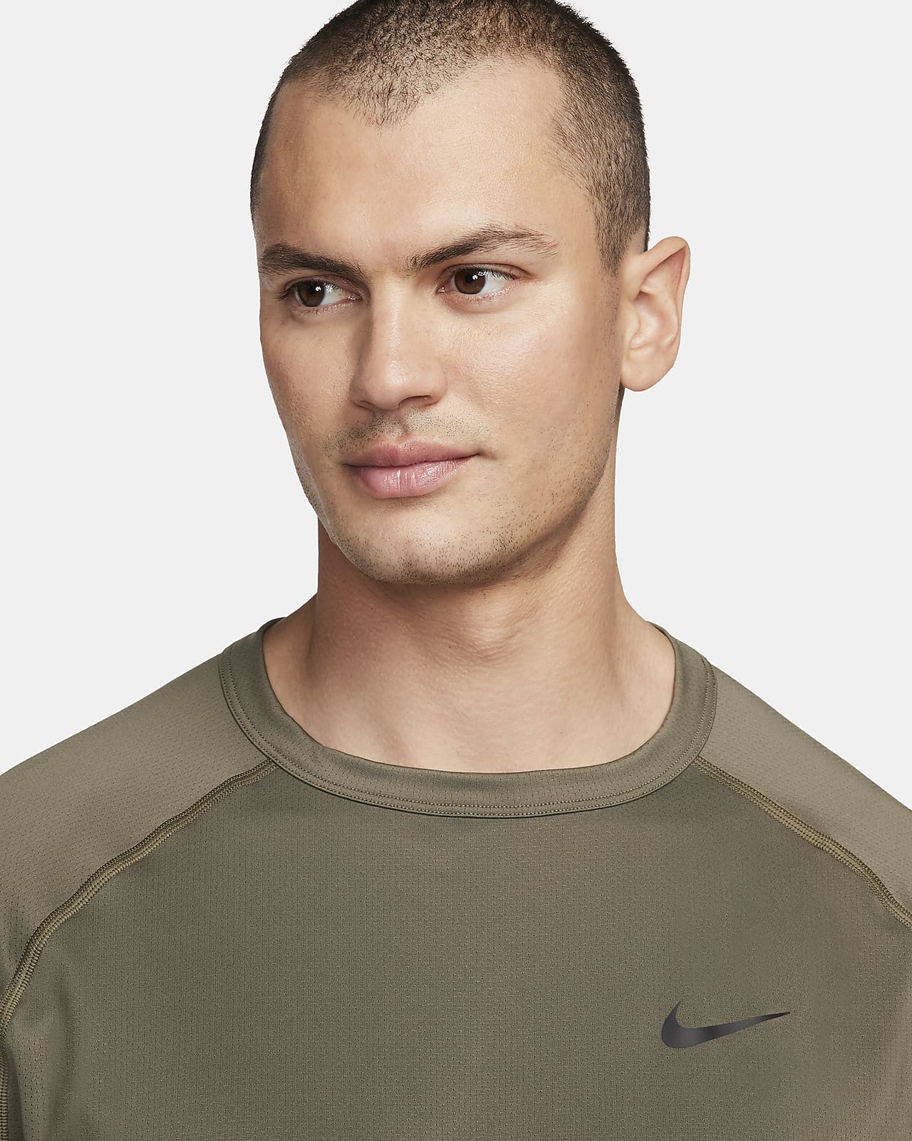 Nike Ready Men's Dri-FIT Short-sleeve Fitness Top. Nike LU