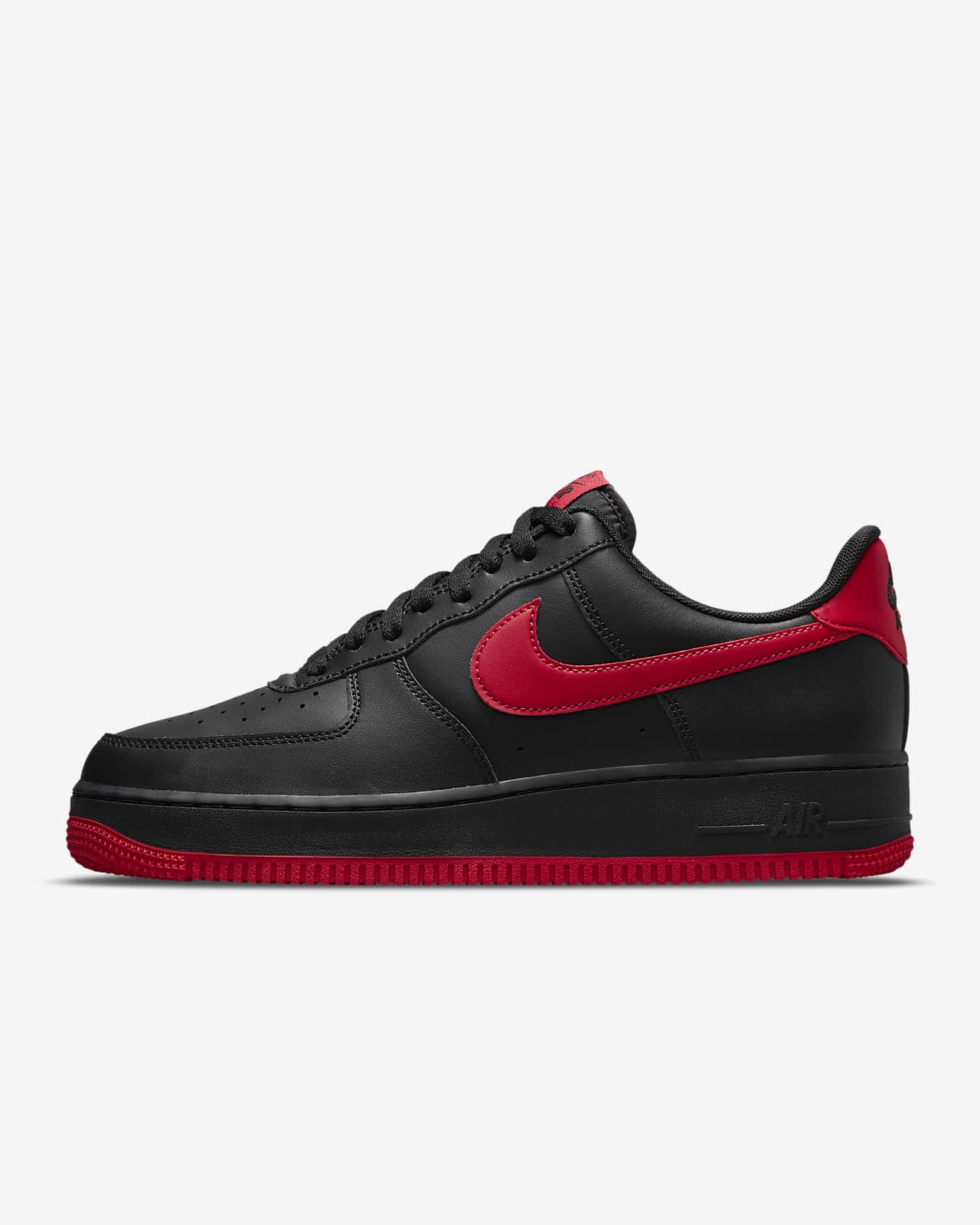 Nike Air Force 1 ’07 ‘Black / University Red’