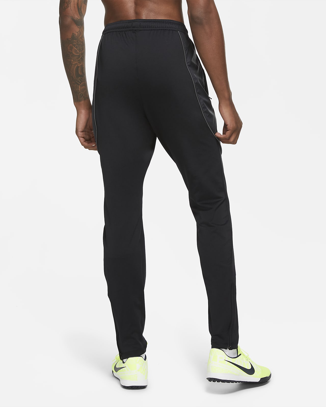 Nike Dri Fit Strike Winter Warrior fotballbukse til herre Nike Dri Fit Strike Winter Warrior fotballbukse til herre
