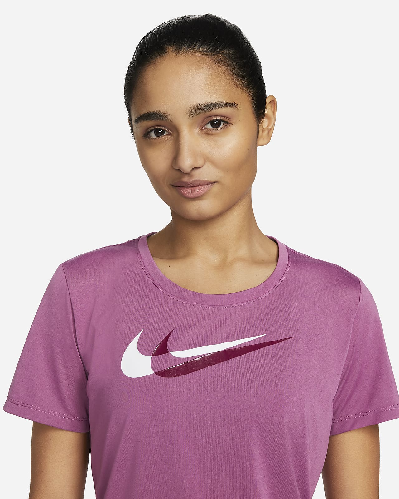 Nike Swoosh Run Camiseta de de manga corta - Mujer.
