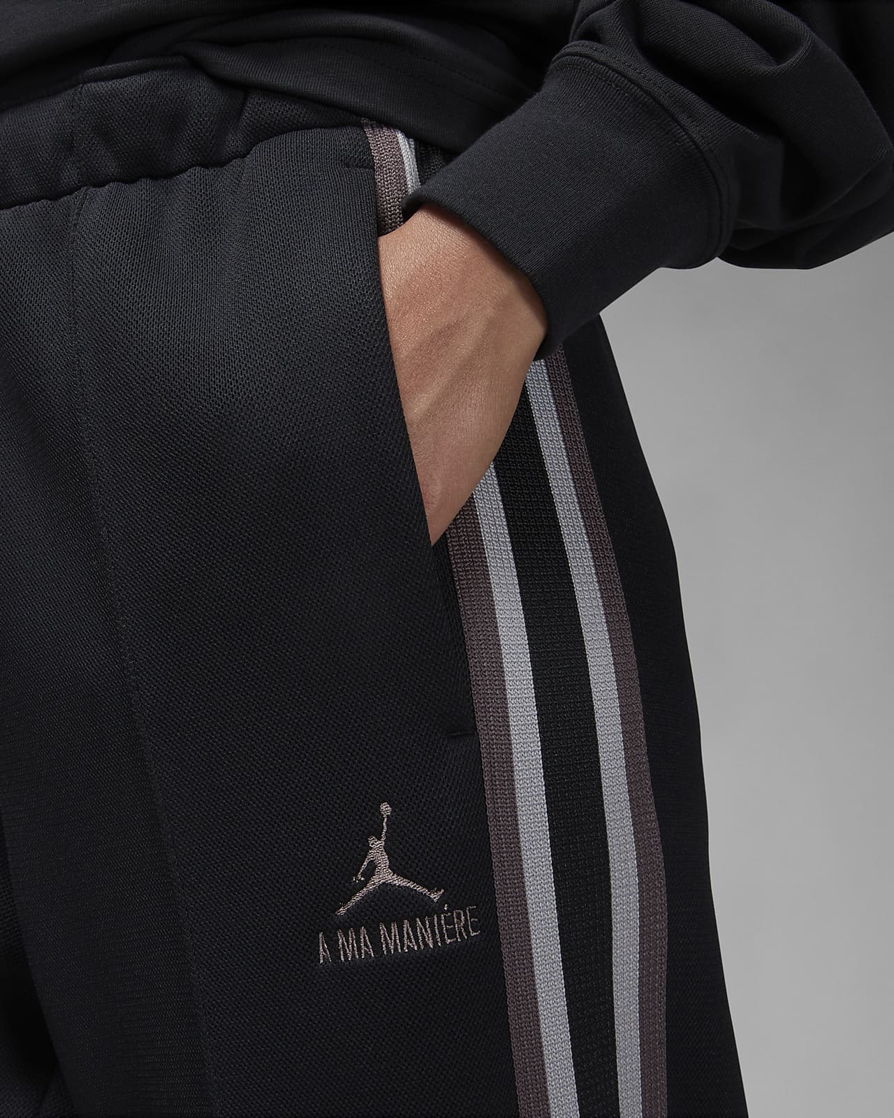 Jordan Brand x A Ma Maniere セットアップ クリーム-