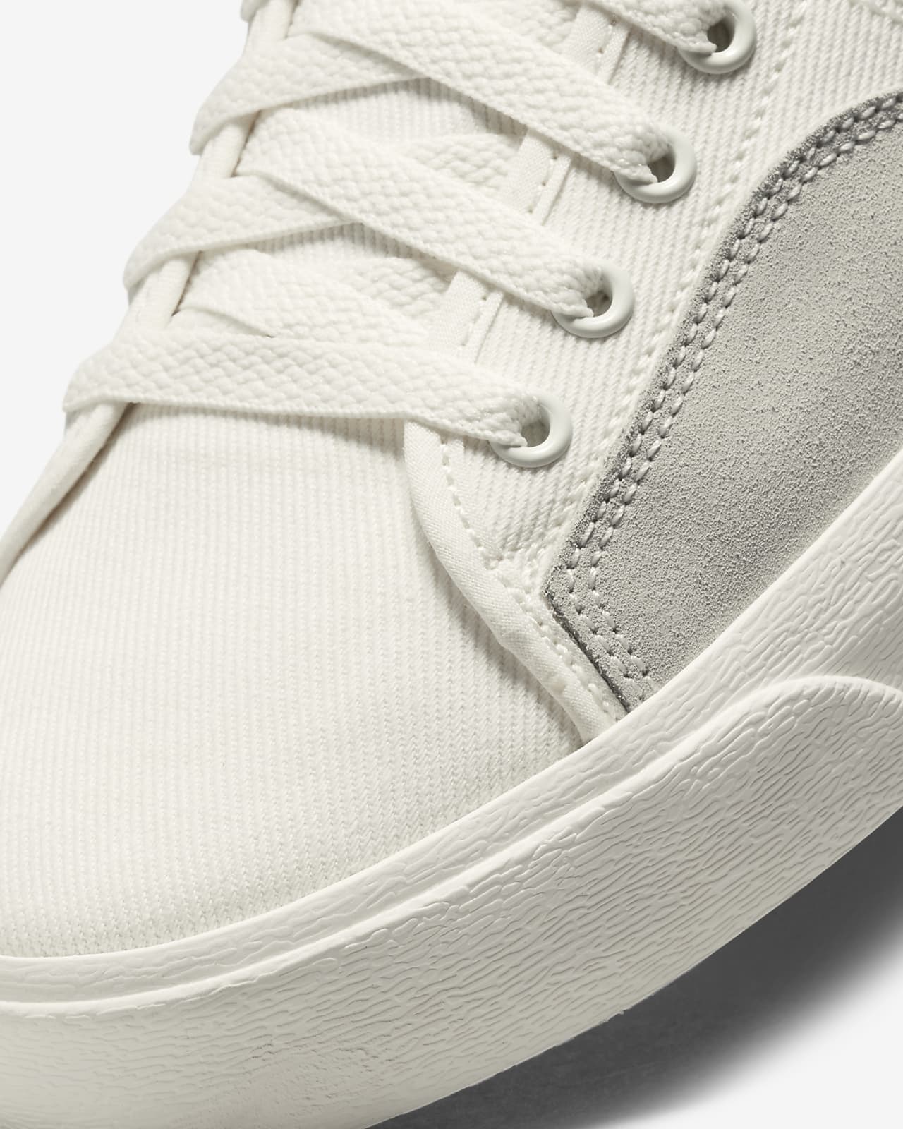 nike sb blzr court skate shoes
