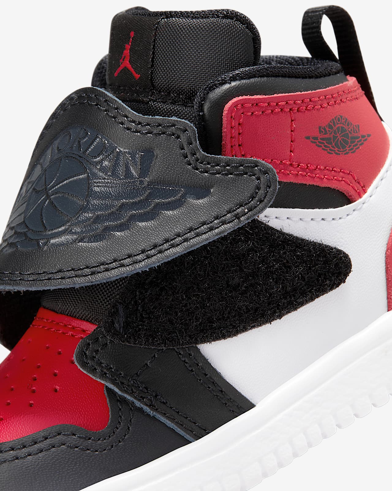 Sko Sky Jordan 1 för baby/små barn. Nike SE