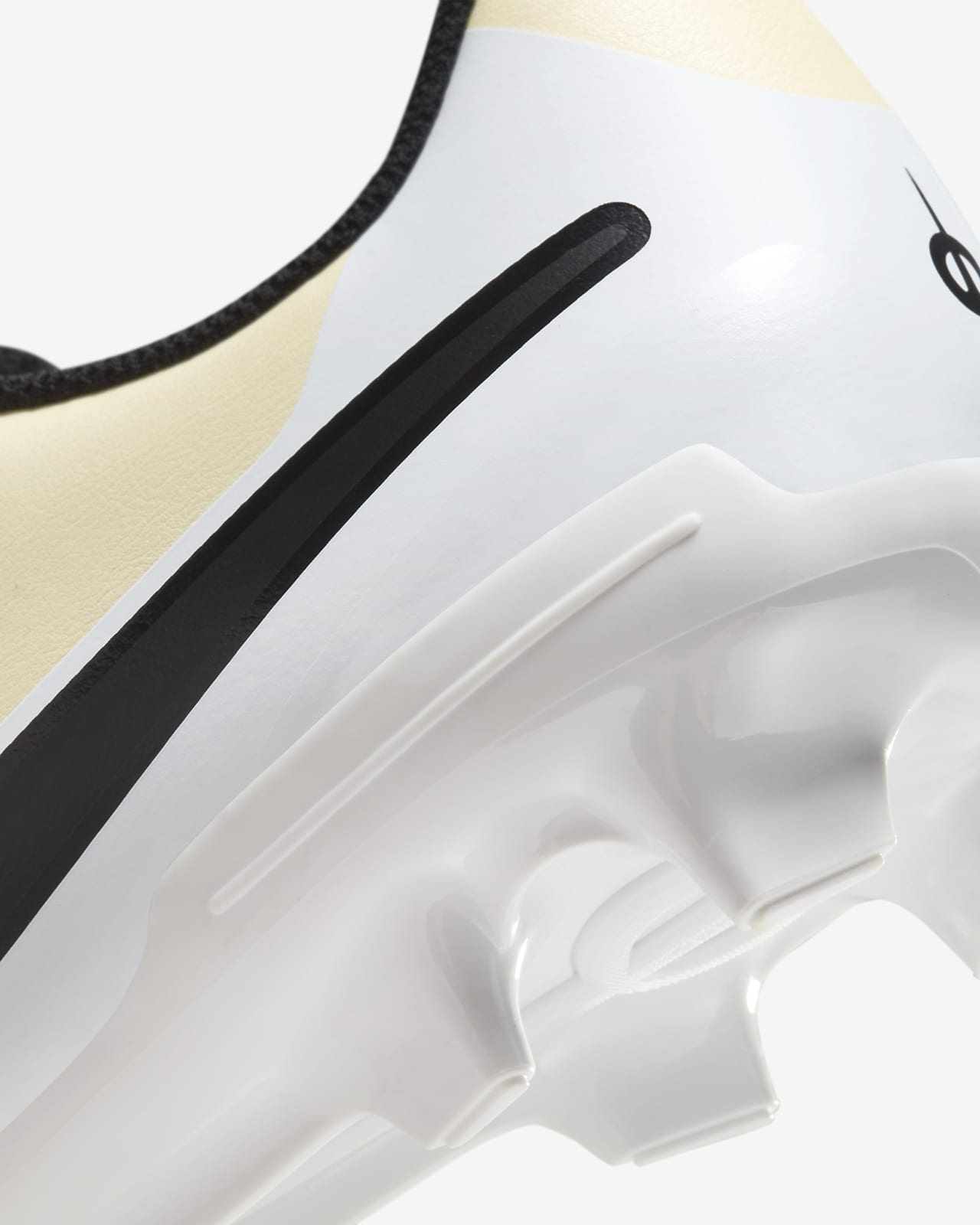 Crampons de hotsell foot nike tiempo